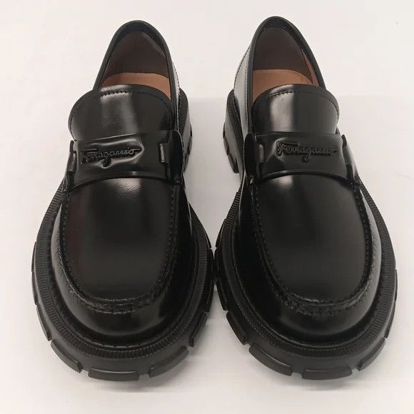 Salvatore Ferragamo Ferragamo Women's Embossed Logo Leather Loafers - Size 6 Size US 6 / IT 36 - 3 Thumbnail