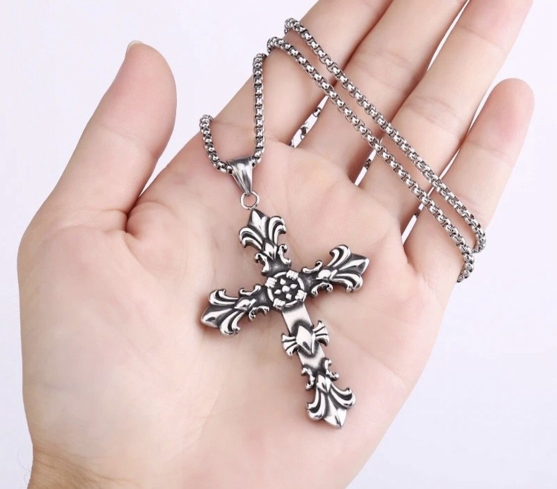 Jewelry Cross Pendant Necklace Size ONE SIZE - 4 Thumbnail