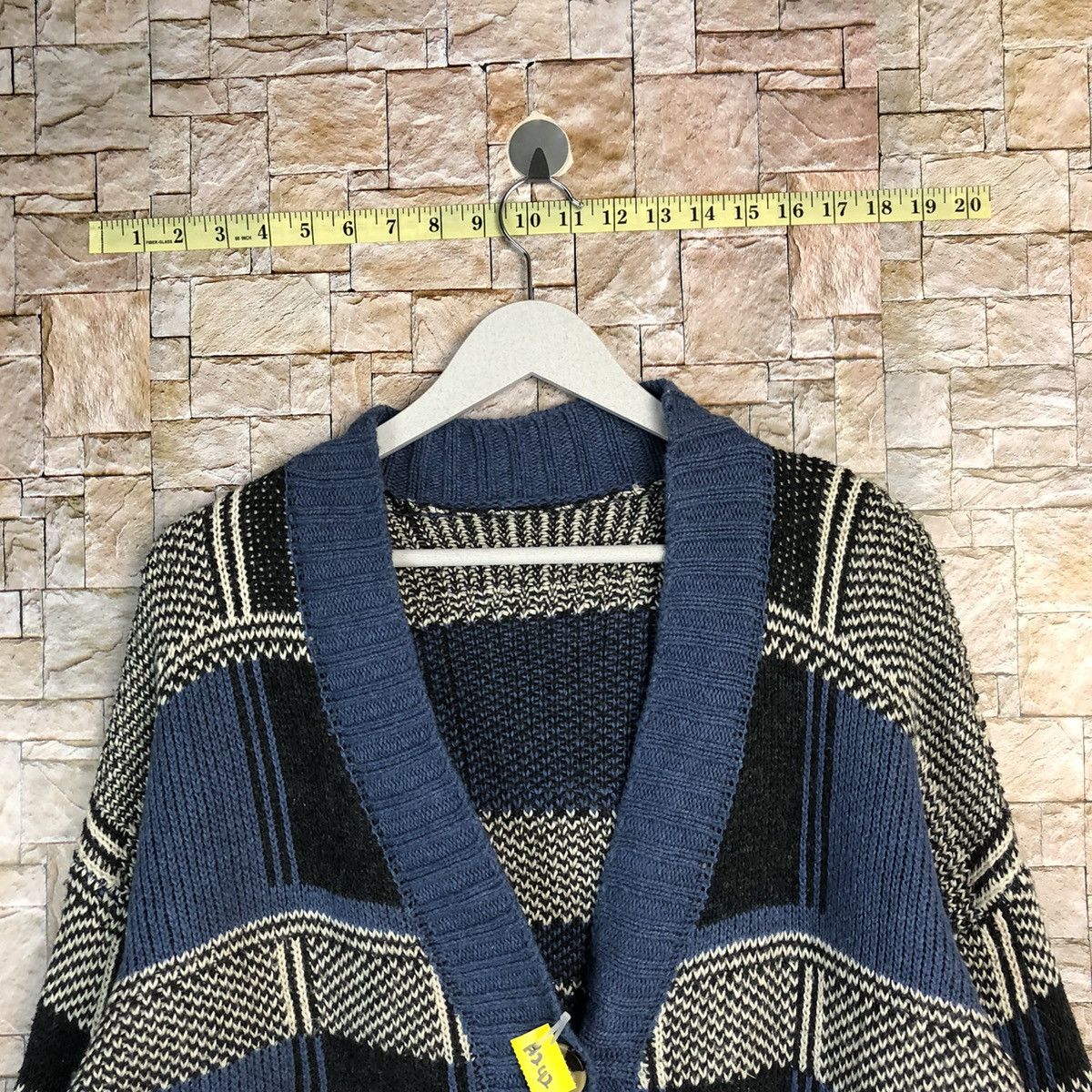 Vintage DL Japan vintage art Blue Cardigan pattern Knitwear #A242 Size US L / EU 52-54 / 3 - 4 Thumbnail