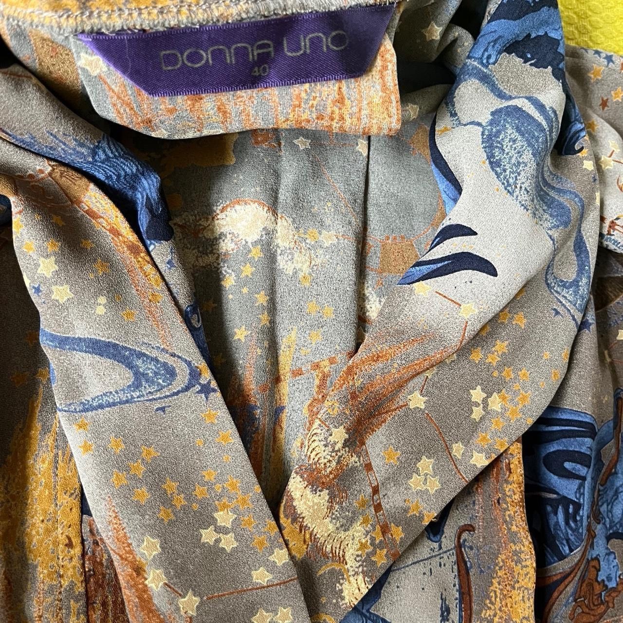 Japanese Brand JAPANESE VINTAGE BRAND - DONNA UNO • ASTROLOGY PRINT BLOUSE Size M / US 6-8 / IT 42-44 - 2 Thumbnail