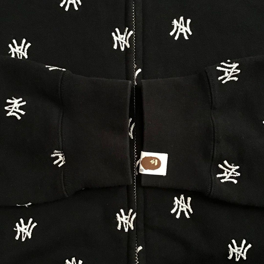 Bape × Neighborhood × Nigo BAPE × NEIGHBORHOOD LOGO full zip hoodie a bathing ape NIGO Size US M / EU 48-50 / 2 - 5 Thumbnail