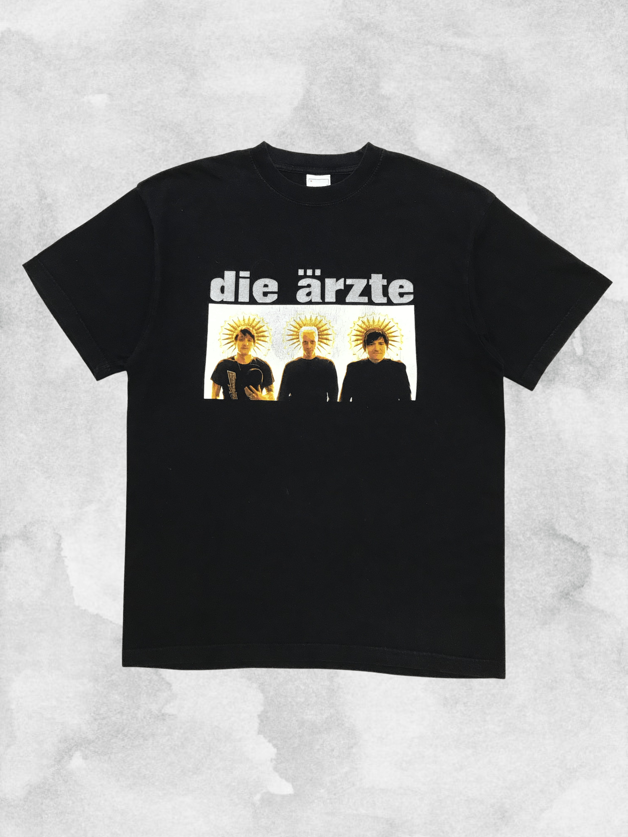 Band Tees DIE ARZTE Vintage T-Shirt Rock Band Tee 90s MARINE SERRE Size US M / EU 48-50 / 2 - 1 Thumbnail