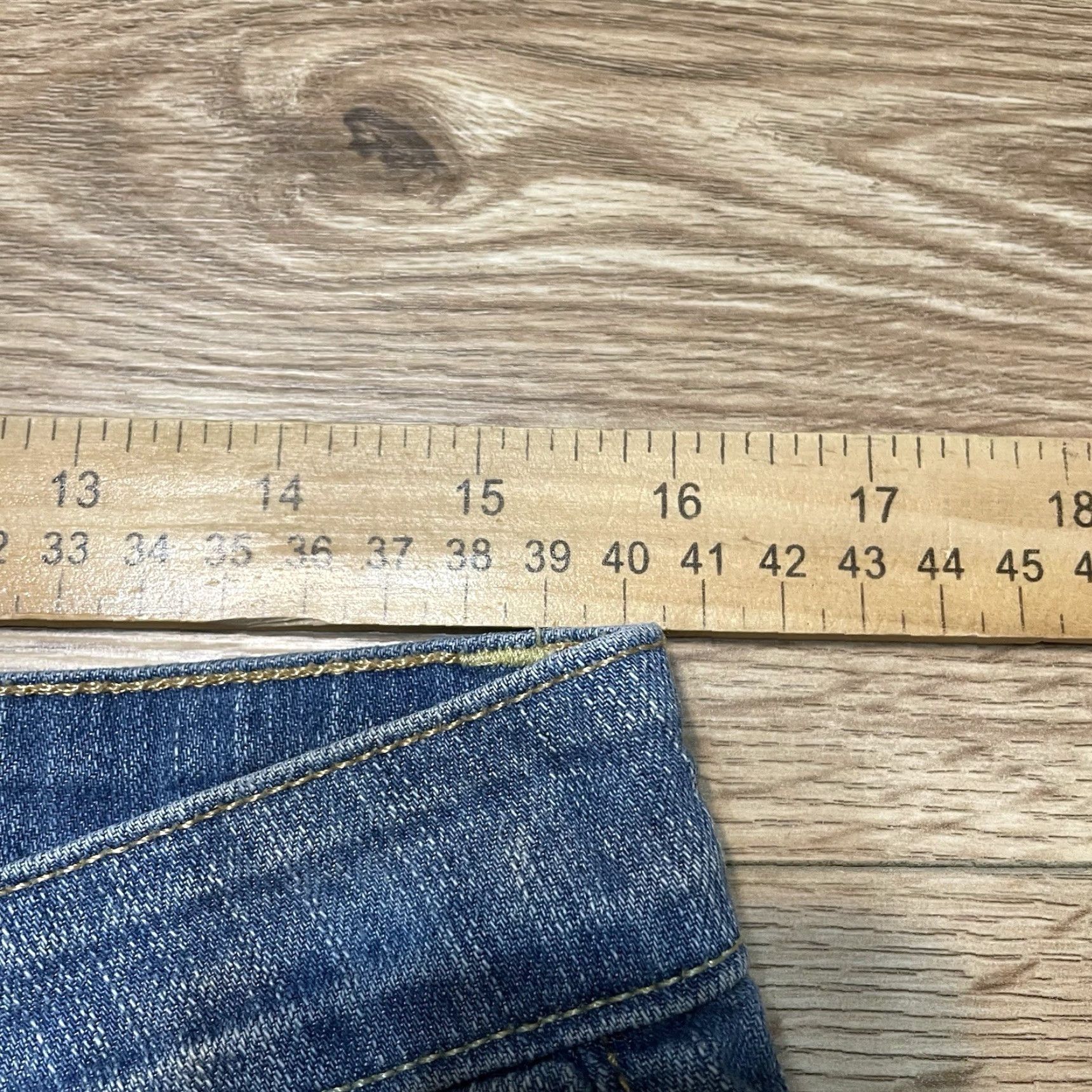 Levi's VINTAGE Levi's 518 Bootcut Flare Jeans Women's 32 x 31 Blue Size 24" / US 00 / IT 34 - 4 Thumbnail
