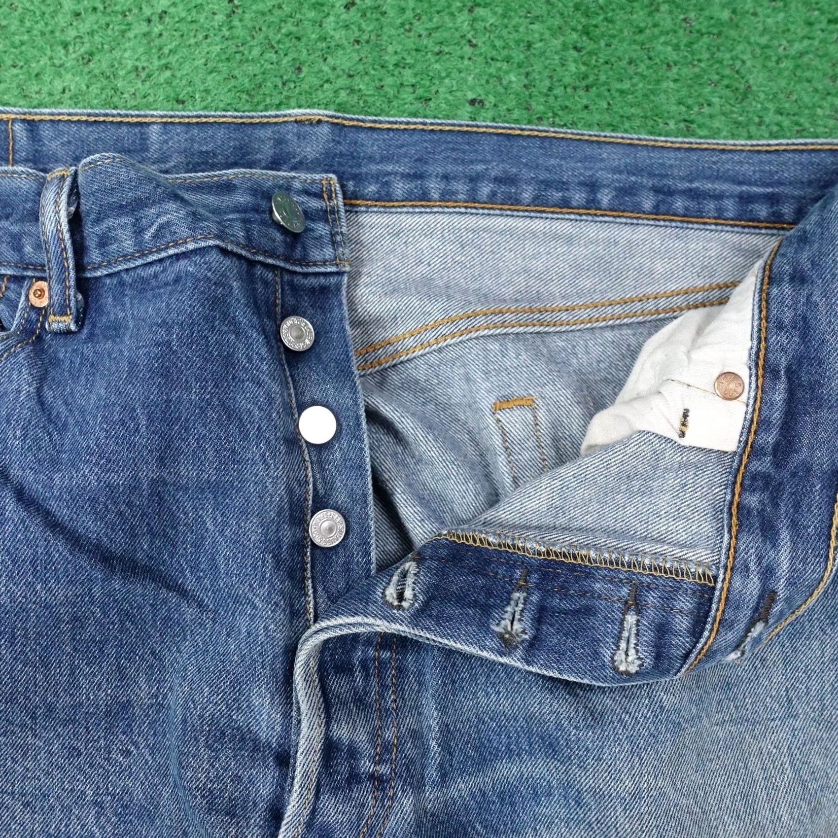 Levi's Levi's 501 Jeans Mens 38 Regular Inseam 30 Blue Distressed Button Fly Straight Denim Pants Size US 38 / EU 54 - 2 Thumbnail