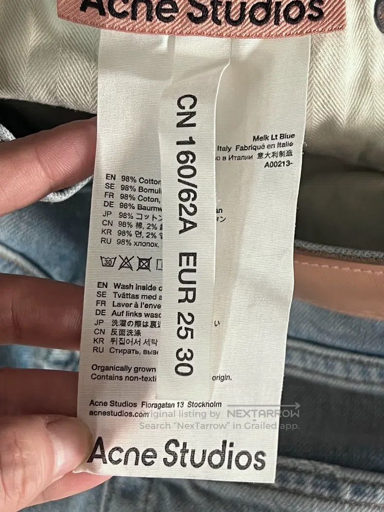 Acne Studios Acne Studios Washed Blue Leather Badge Cuffed Denim Pants Size 25" / US 0 / IT 36 - 4 Thumbnail