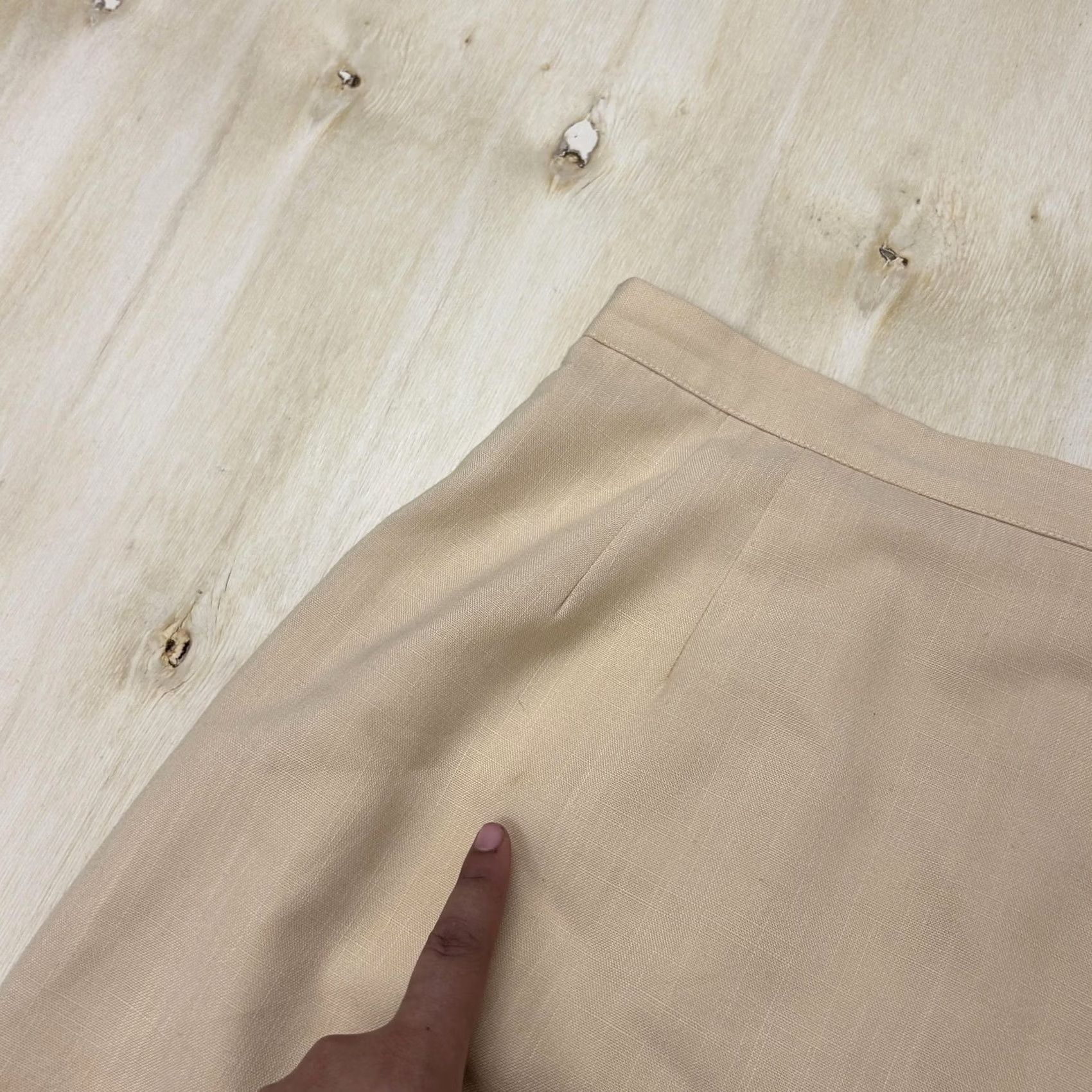Vintage VINTAGE Isaac Hazan Skirt Womens 16 Beige Solid Pencil Knee Length Lined Work Size 38" / US 16 / IT 52 - 3 Thumbnail