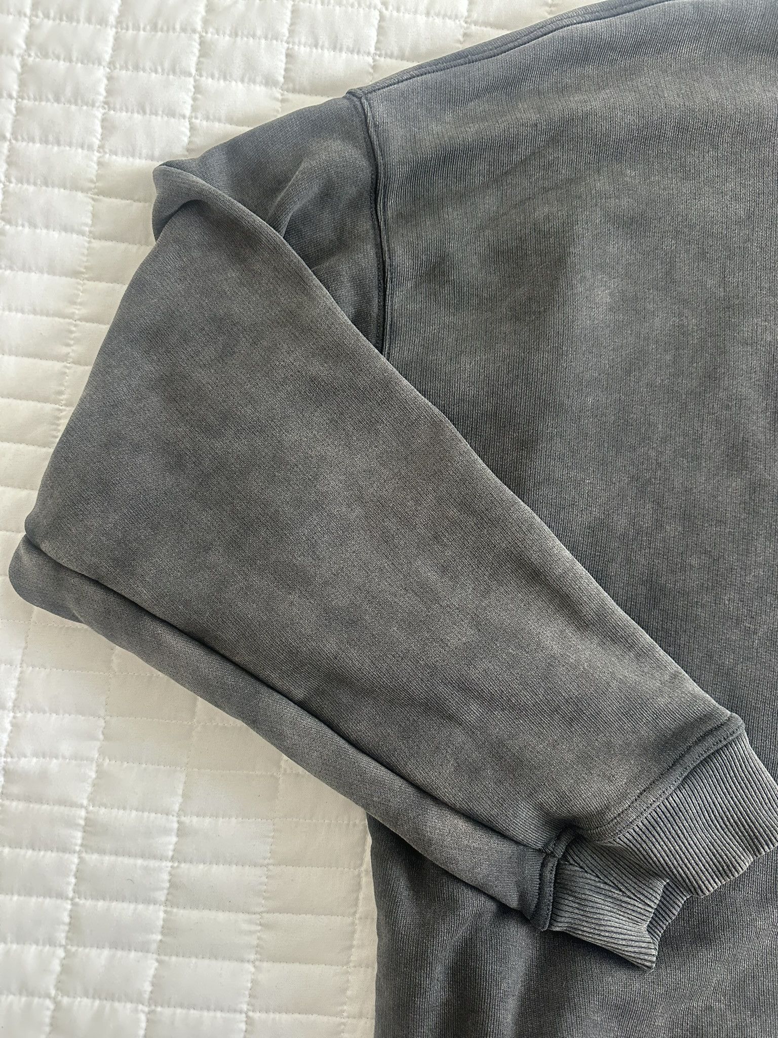 Represent Clo. Represent REP Applique Oversized Crewneck Washed Black Size US XL / EU 56 / 4 - 5 Thumbnail