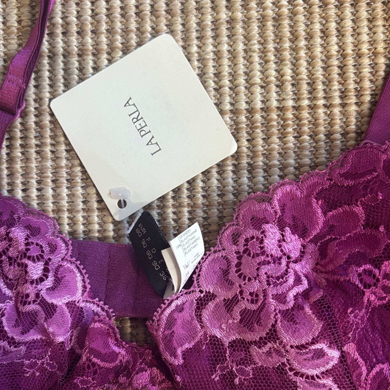 La Perla NWT La Perla Magenta Lace Bra size 36B Size ONE SIZE - 2 Thumbnail