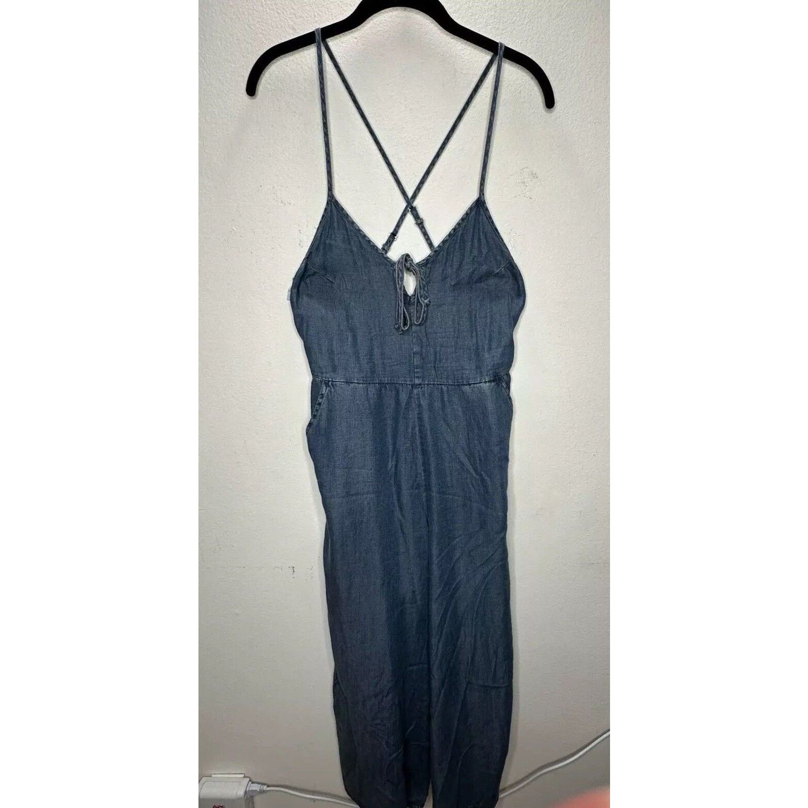 Other Lovestitch Wide Spaghetti Strap V-Neck Front Tie Jumpsuit S Size 27" / US 4 / IT 40 - 1 Thumbnail