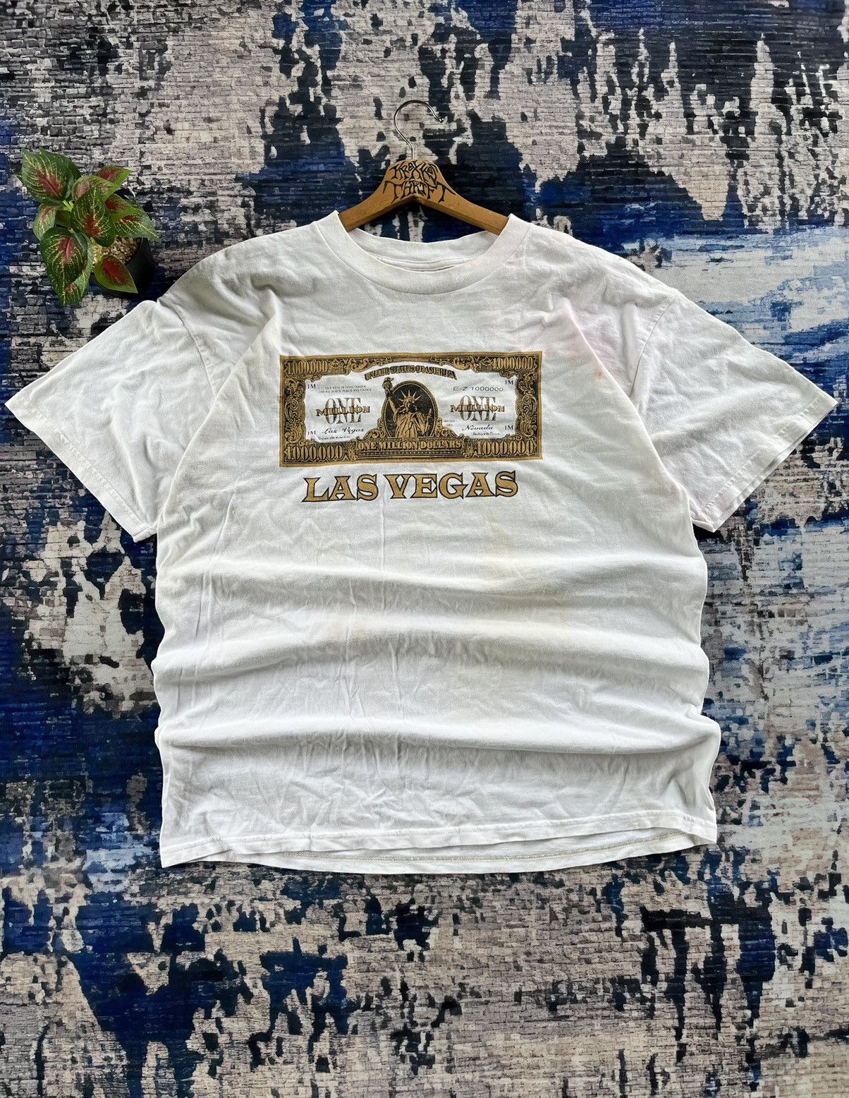Tultex × Vintage 🔥Vintage One Million Dollars Las Vegas 90s Tee Size US XL / EU 56 / 4 - 1 Thumbnail