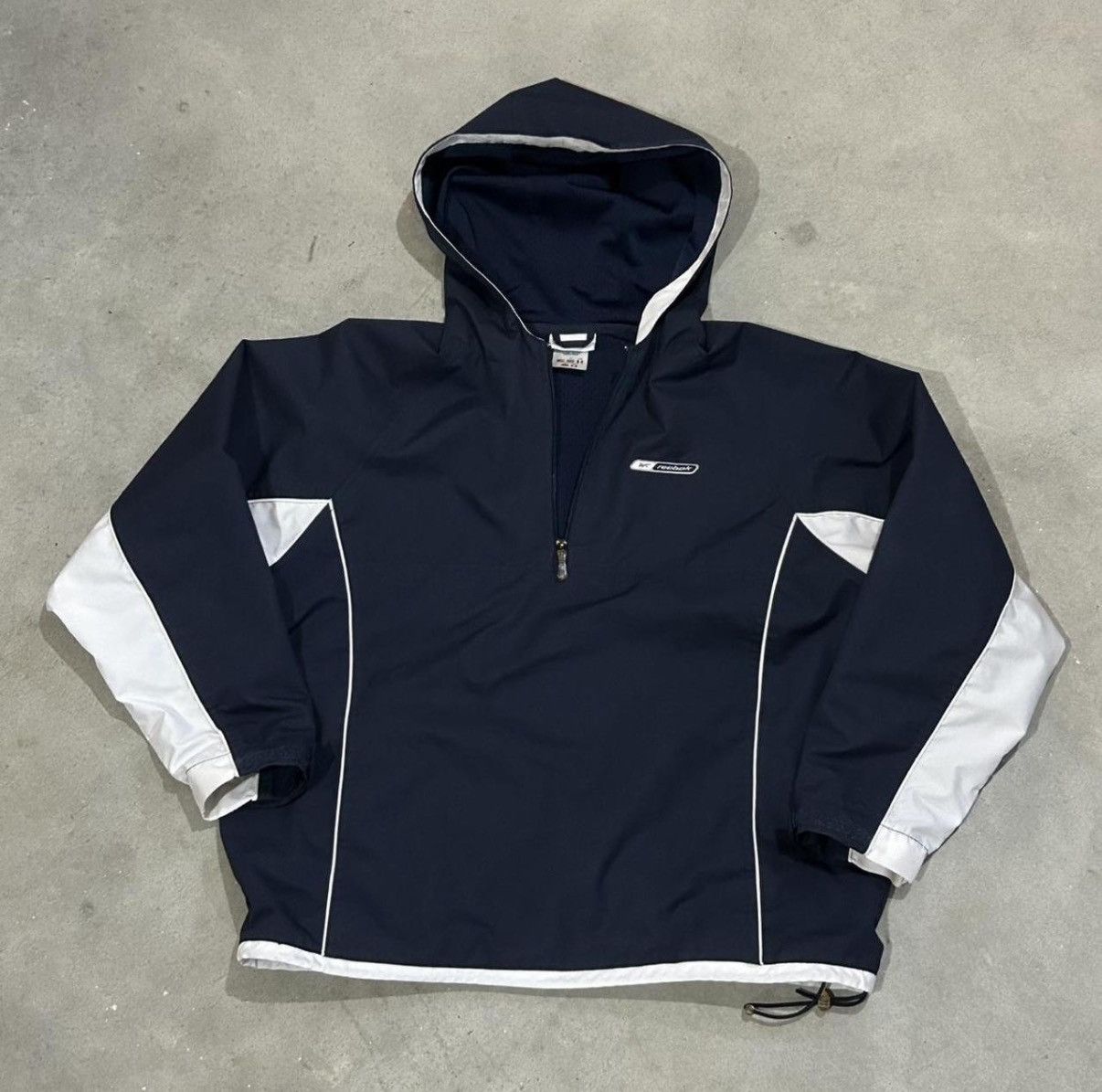 Reebok Reebok Windbreaker Cropped Size US M / EU 48-50 / 2 - 3 Thumbnail