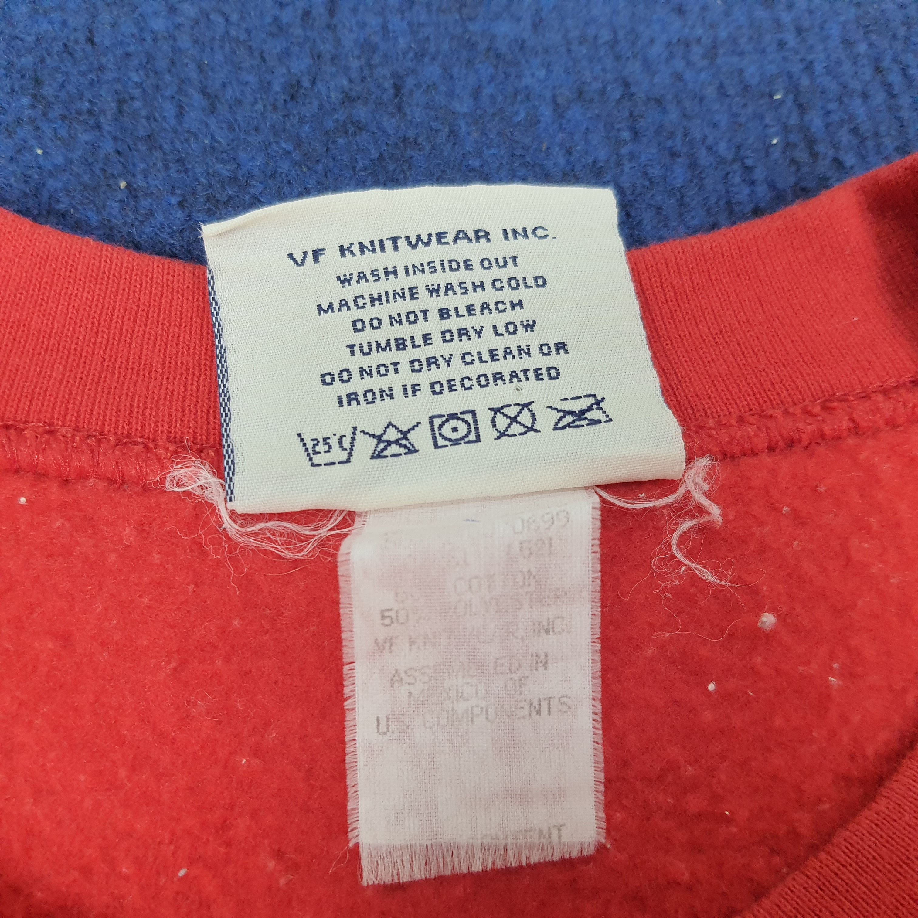 Lee × Vintage Vintage Wisconsin Badgers Football Team Rose Bowl Sweatshirt Size US L / EU 52-54 / 3 - 6 Thumbnail