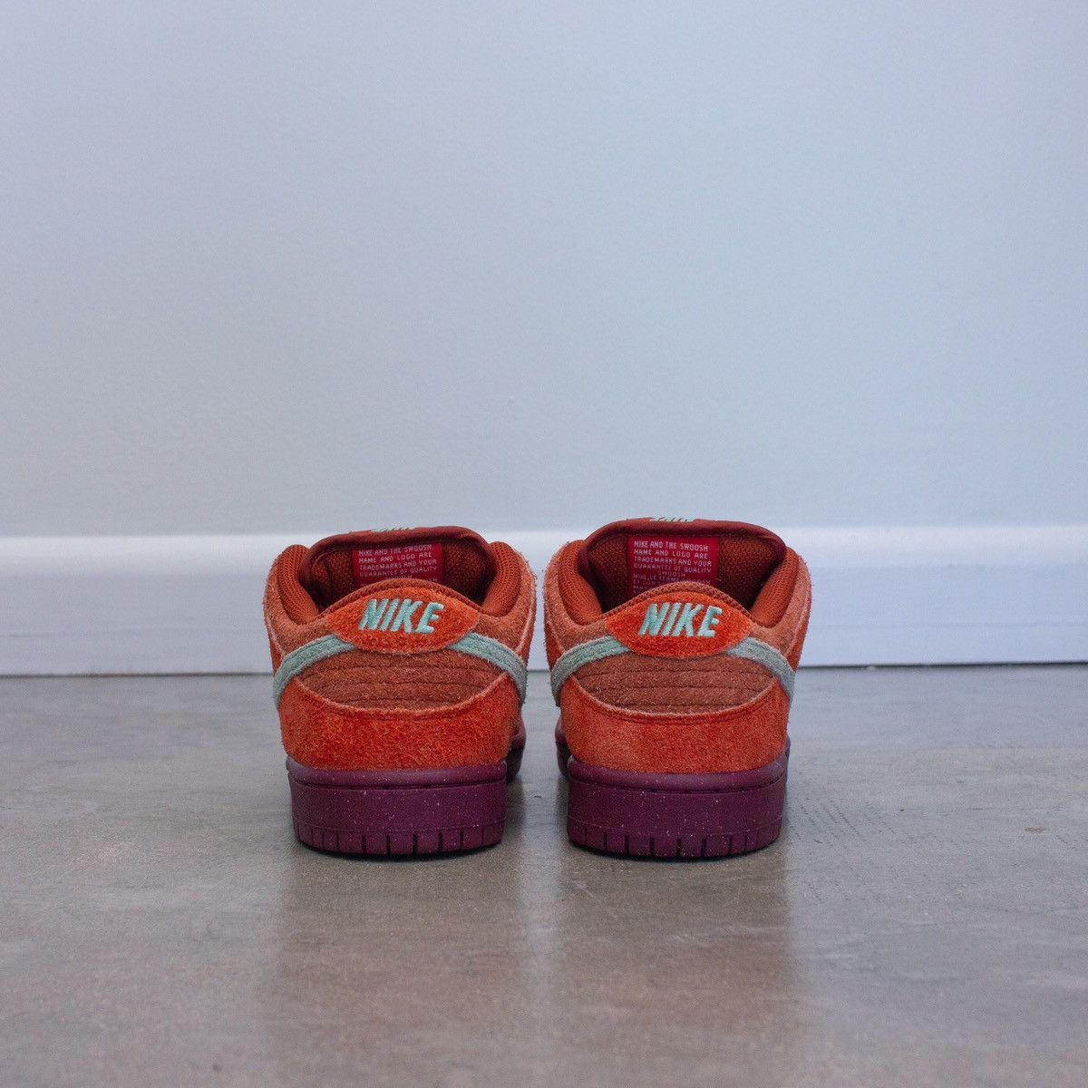 Nike Nike Dunk Low SB 'Mystic Red' - DV5429 601 Size Size US 7.5 / IT 37.5 - 9 Thumbnail