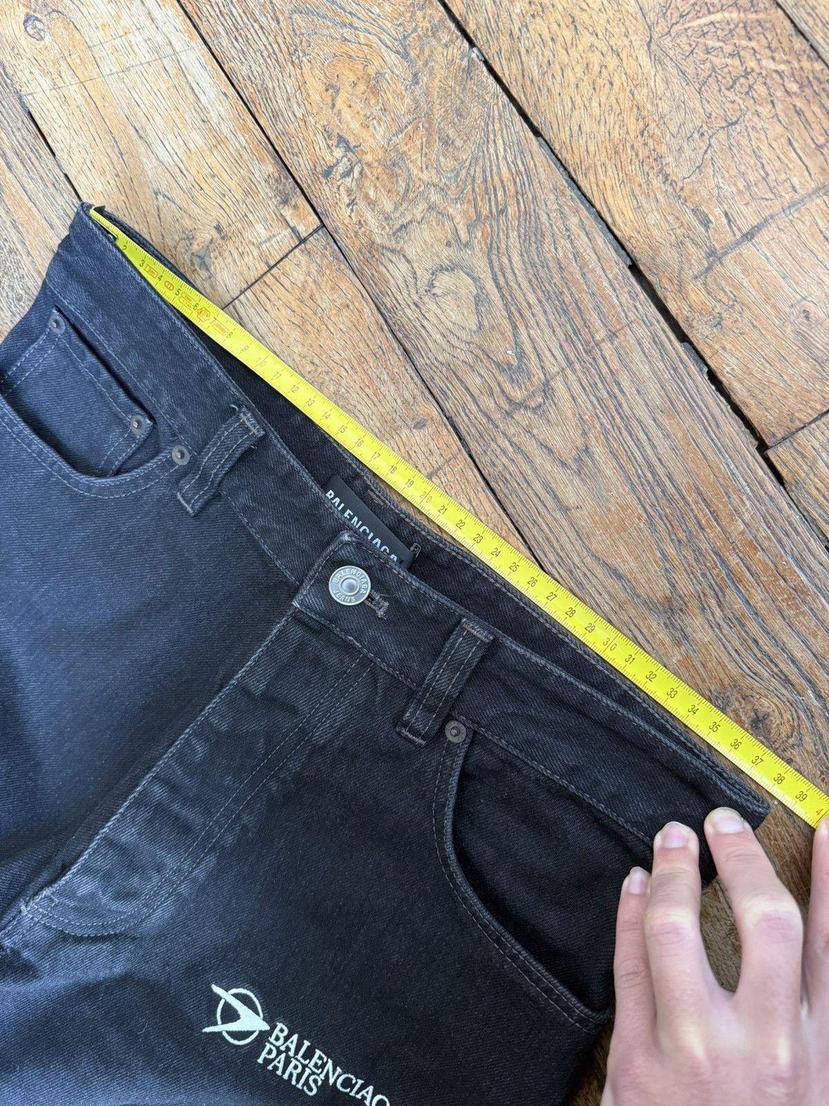 Balenciaga Balenciaga gamer baggy jeans Size US 28 / EU 44 - 14 Thumbnail