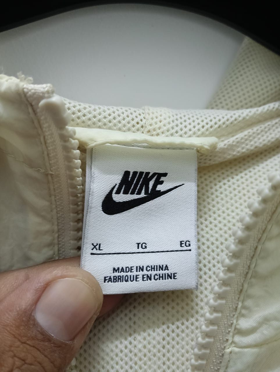 Japanese Brand × Vintage Best Offer 🔥Vintage Nike Bog Logo X-Large Size Size US XL / EU 56 / 4 - 4 Thumbnail