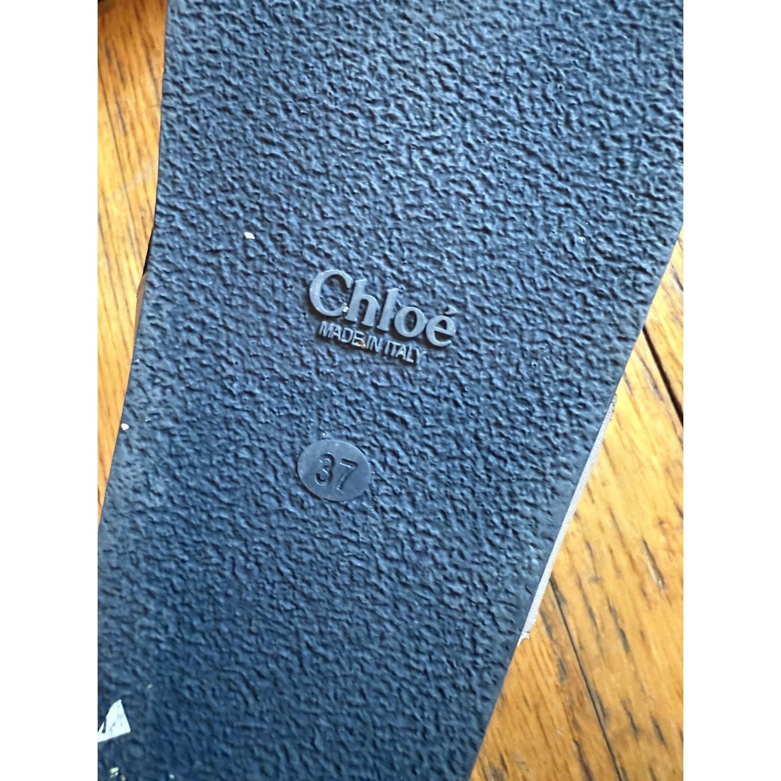 Chloe Authentic Chloe Carrara Scalloped slide sandal Gray Size 37 Size US 7 / IT 37 - 6 Thumbnail