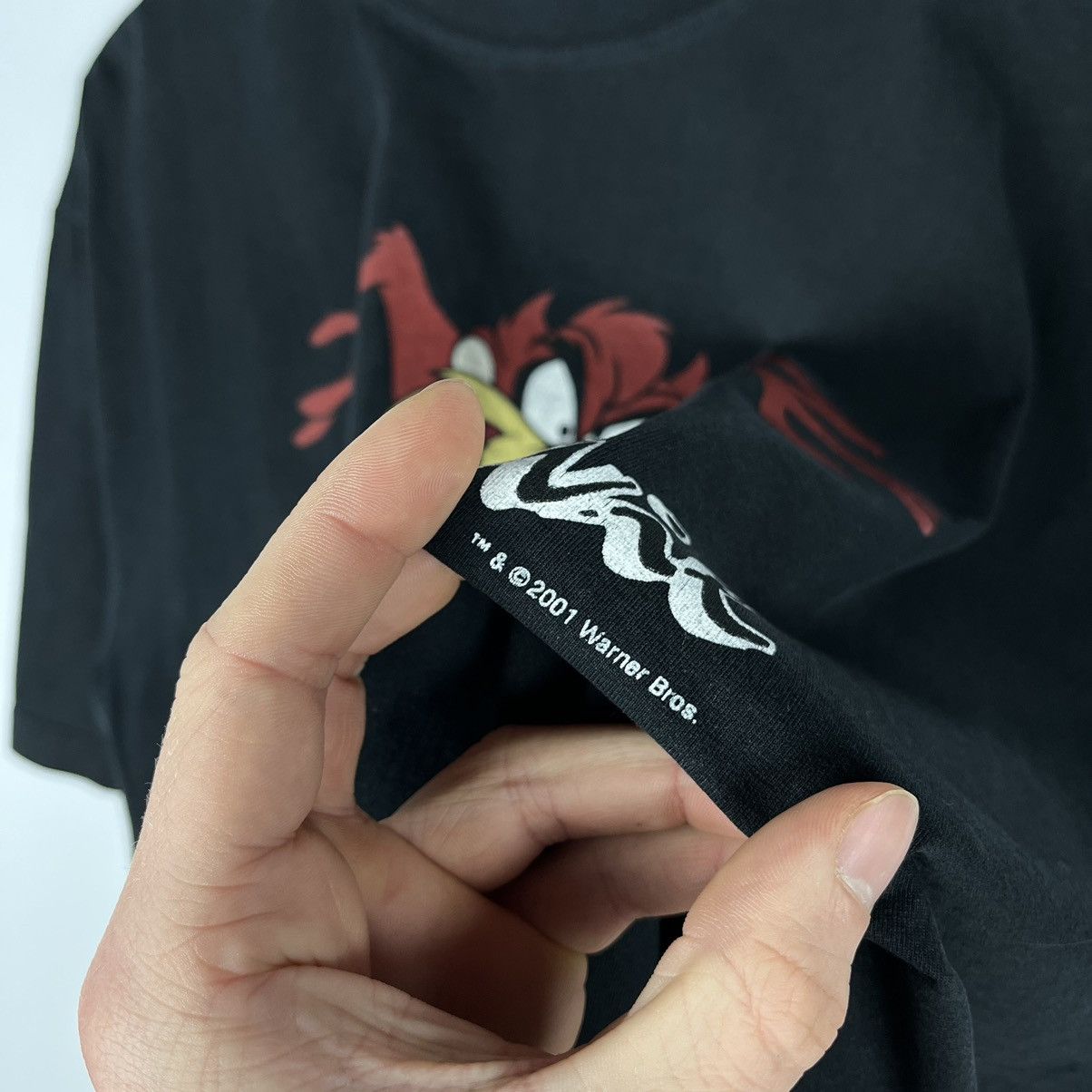 Vintage Vintage Looney Tunes Tazmanian Devil Taz cartoon T Shirt 00s Size US M / EU 48-50 / 2 - 6 Thumbnail