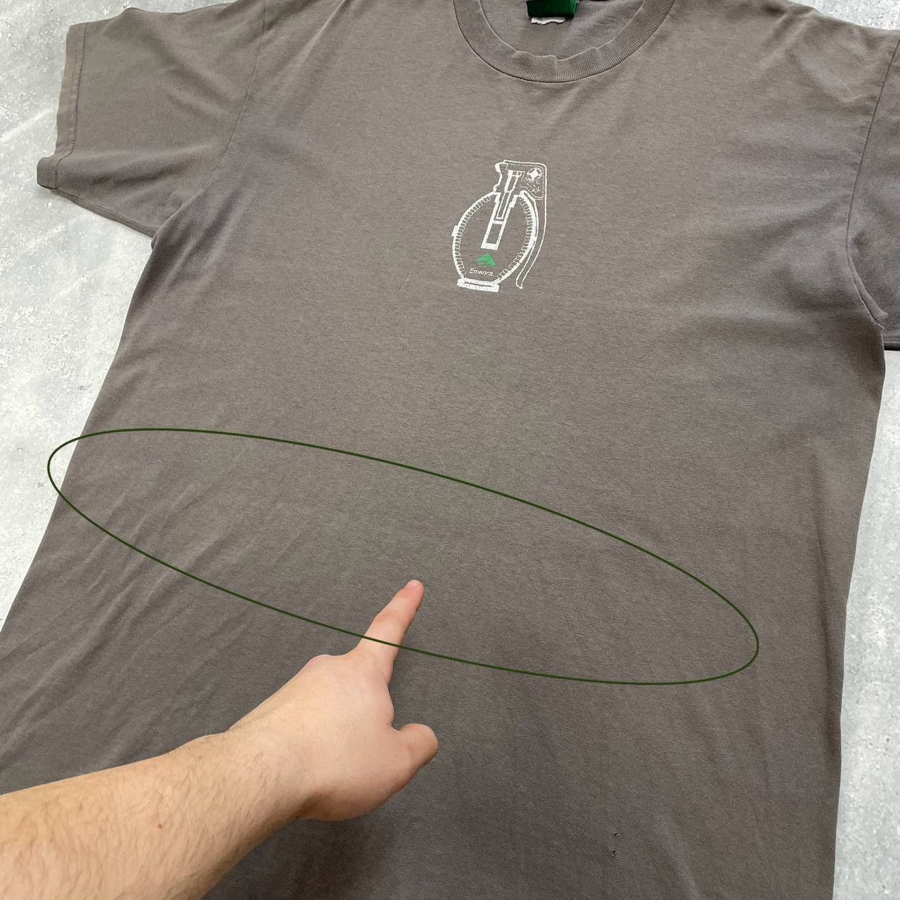 Emerica × Vintage Vintage 2000s Emerica Skateboarding Grenade T Shirt Faded Size US XL / EU 56 / 4 - 17 Thumbnail