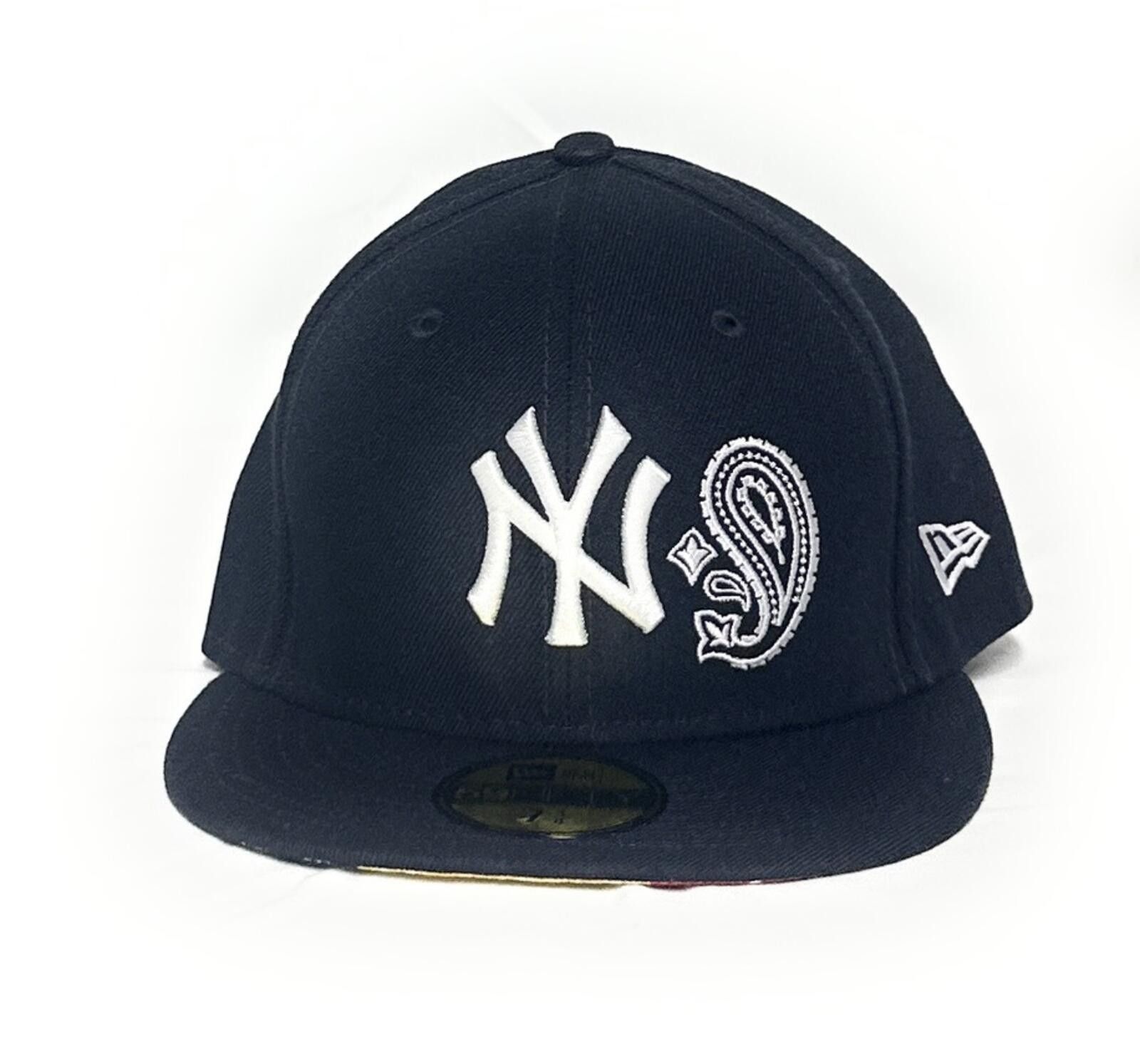 New Era New Era New York Yankees Paisley Bandana 59FIFTY 7 3/8 Size ONE SIZE - 1 Thumbnail