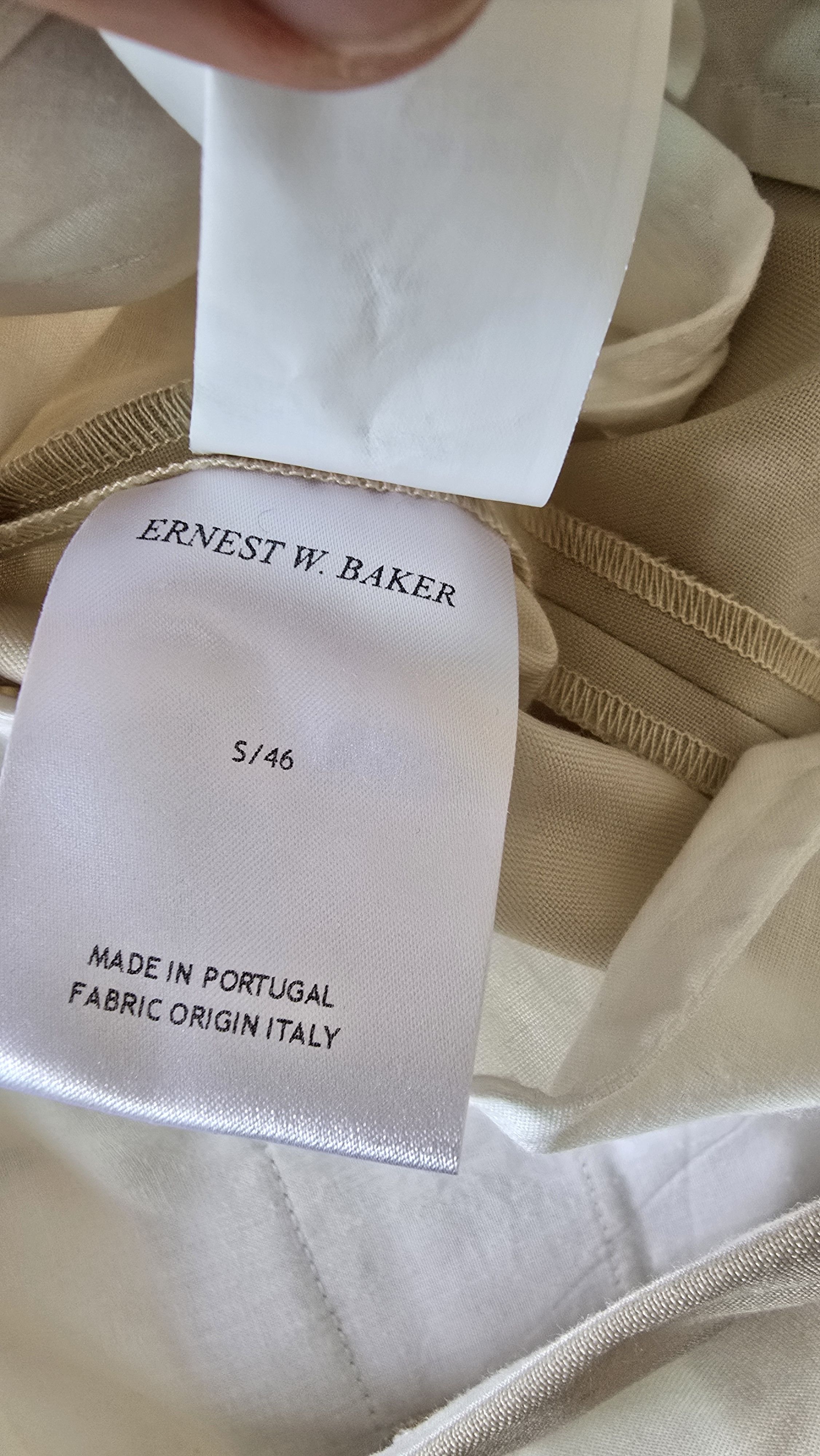 Ernest W. Baker ernest w.baker 23aw suit Size 46R - 10 Thumbnail