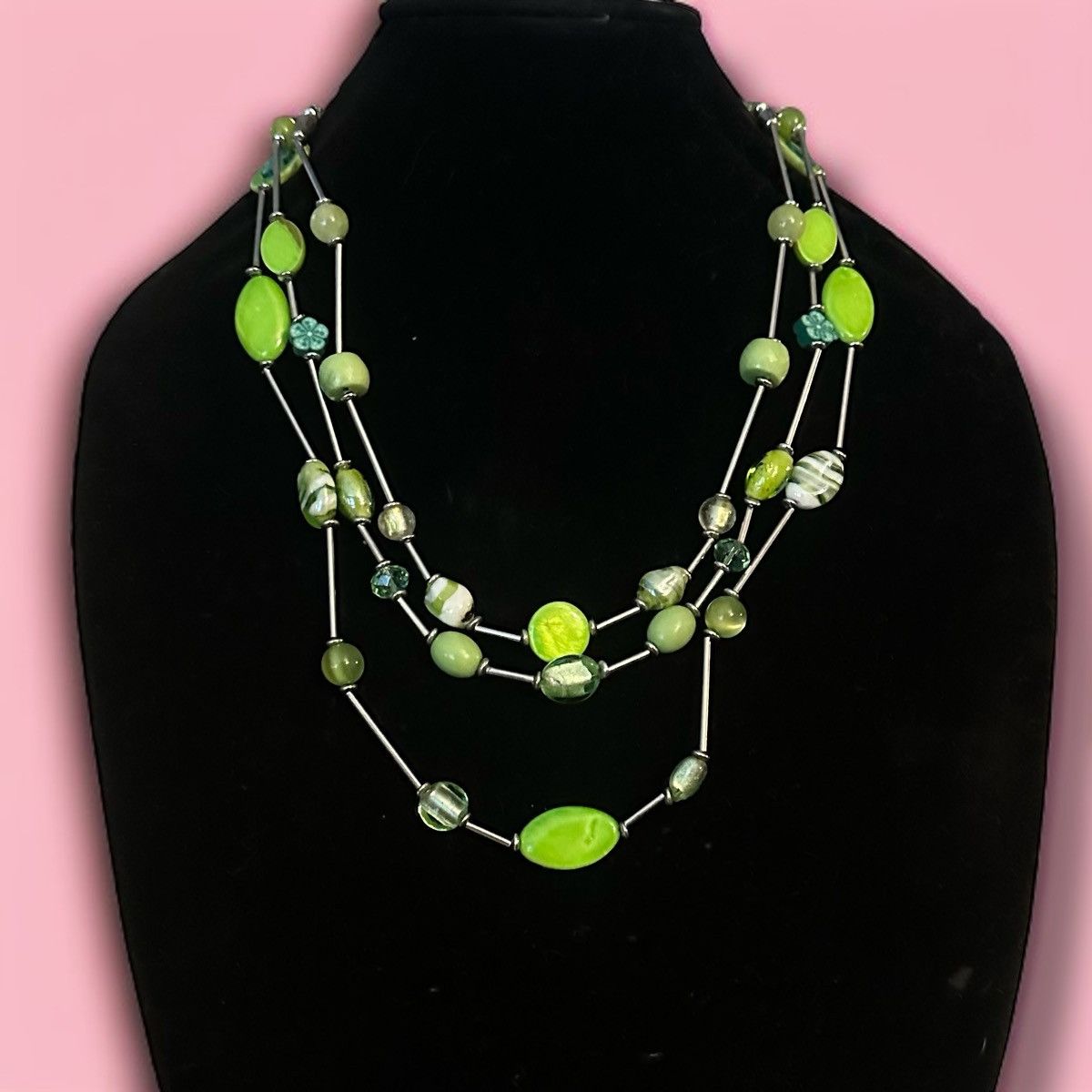 Other Silver tone multi strand layered green bead necklace Size ONE SIZE - 1 Thumbnail