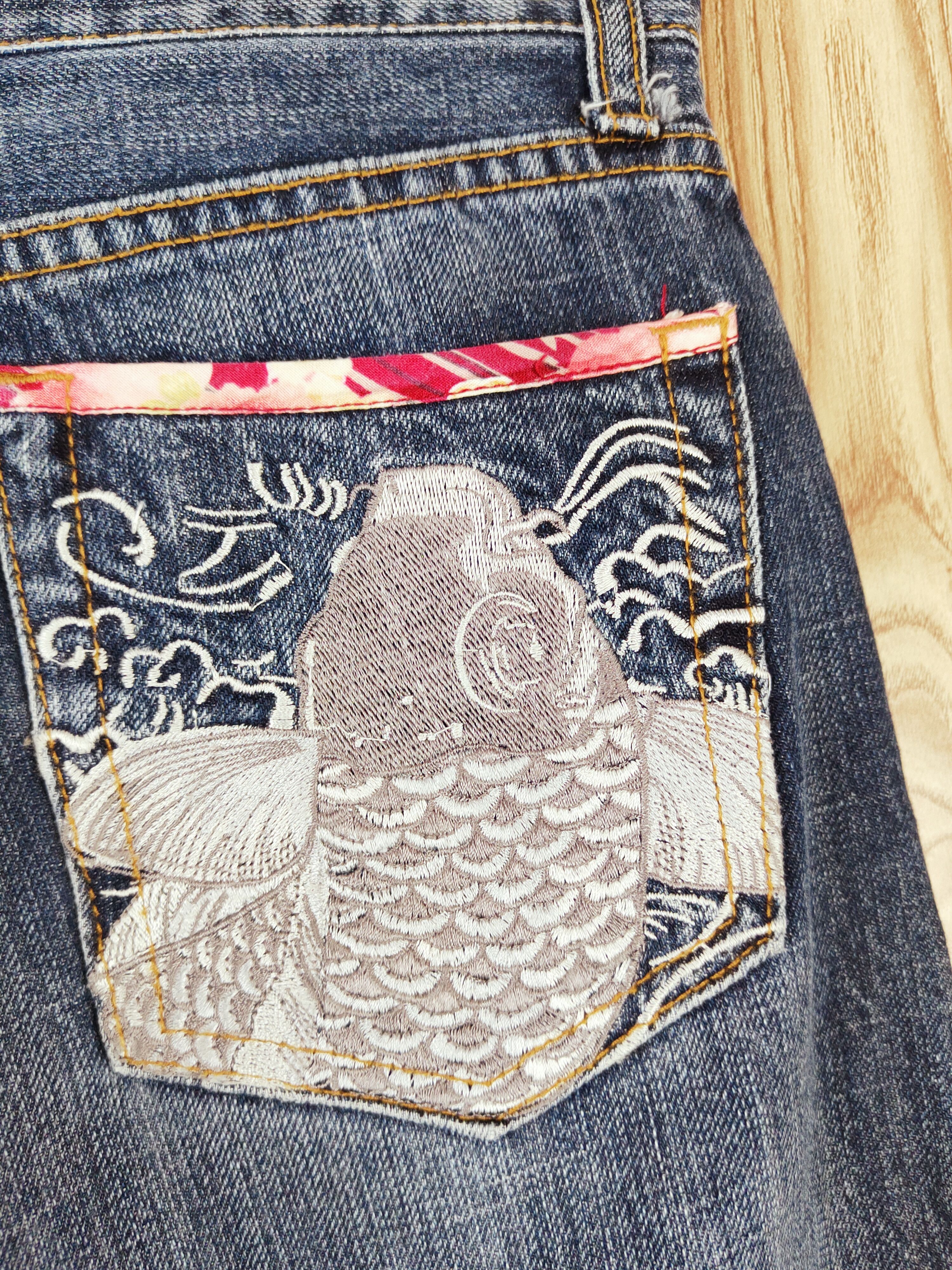 Japanese Brand Japan fish koi X Dragon Embroidered Ripped denim #W341 Size US 28 / EU 44 - 10 Thumbnail