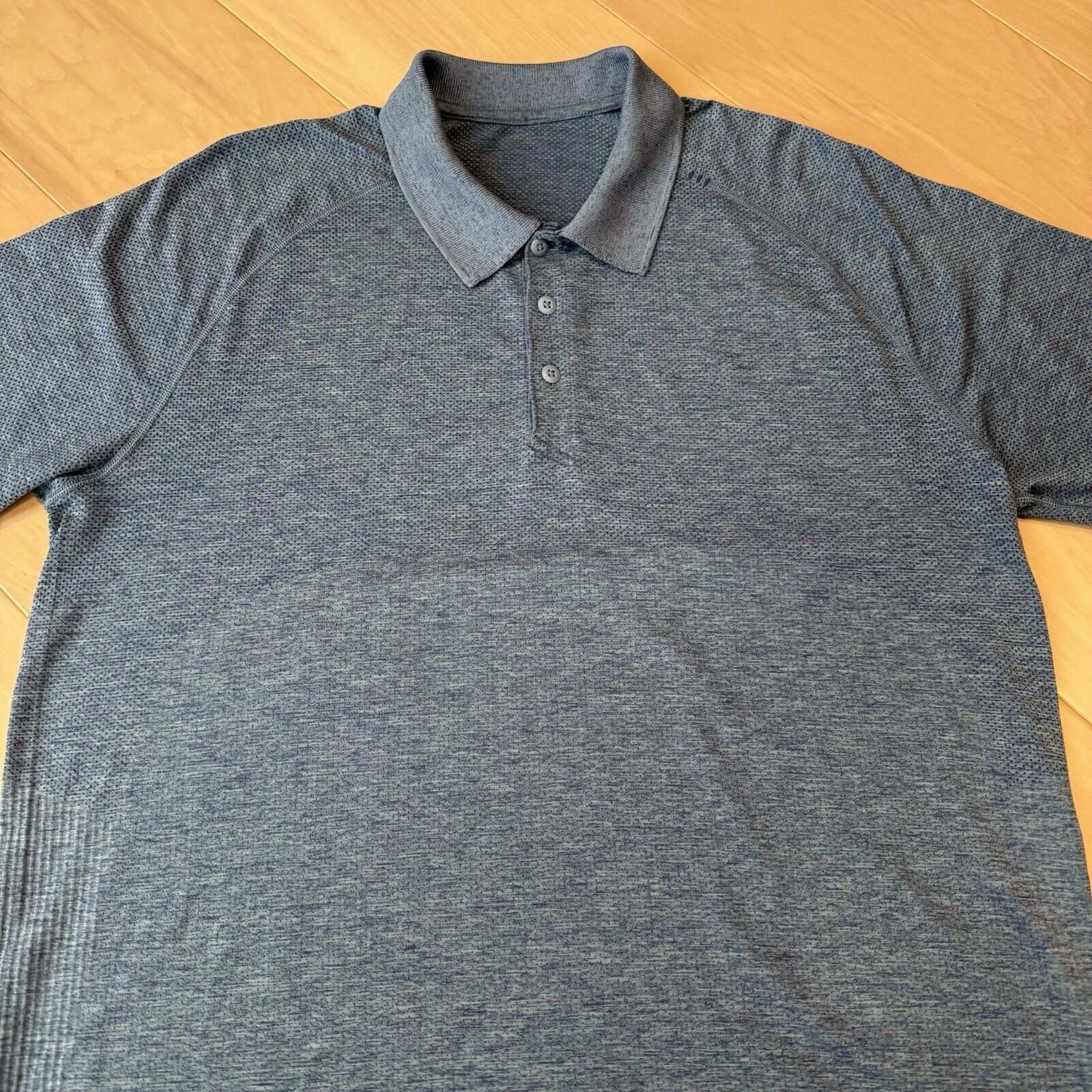 Lululemon Lululemon Polo Shirt Blue Short Sleeve Metal Vent Sportswear Size US XL / EU 56 / 4 - 3 Thumbnail