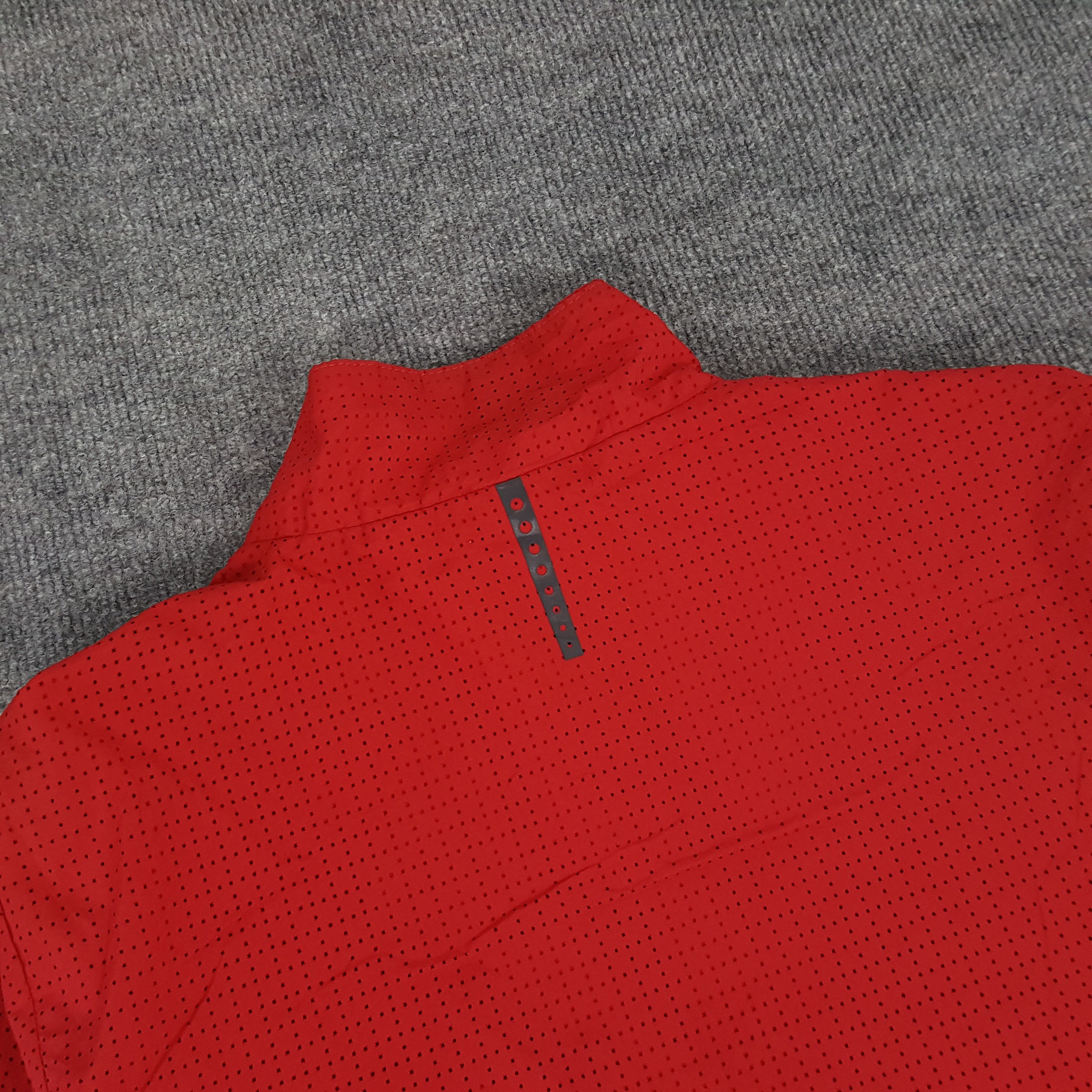 Nike × Vintage Nike X Manchester United Sportwear Jacket Size US S / EU 44-46 / 1 - 4 Thumbnail