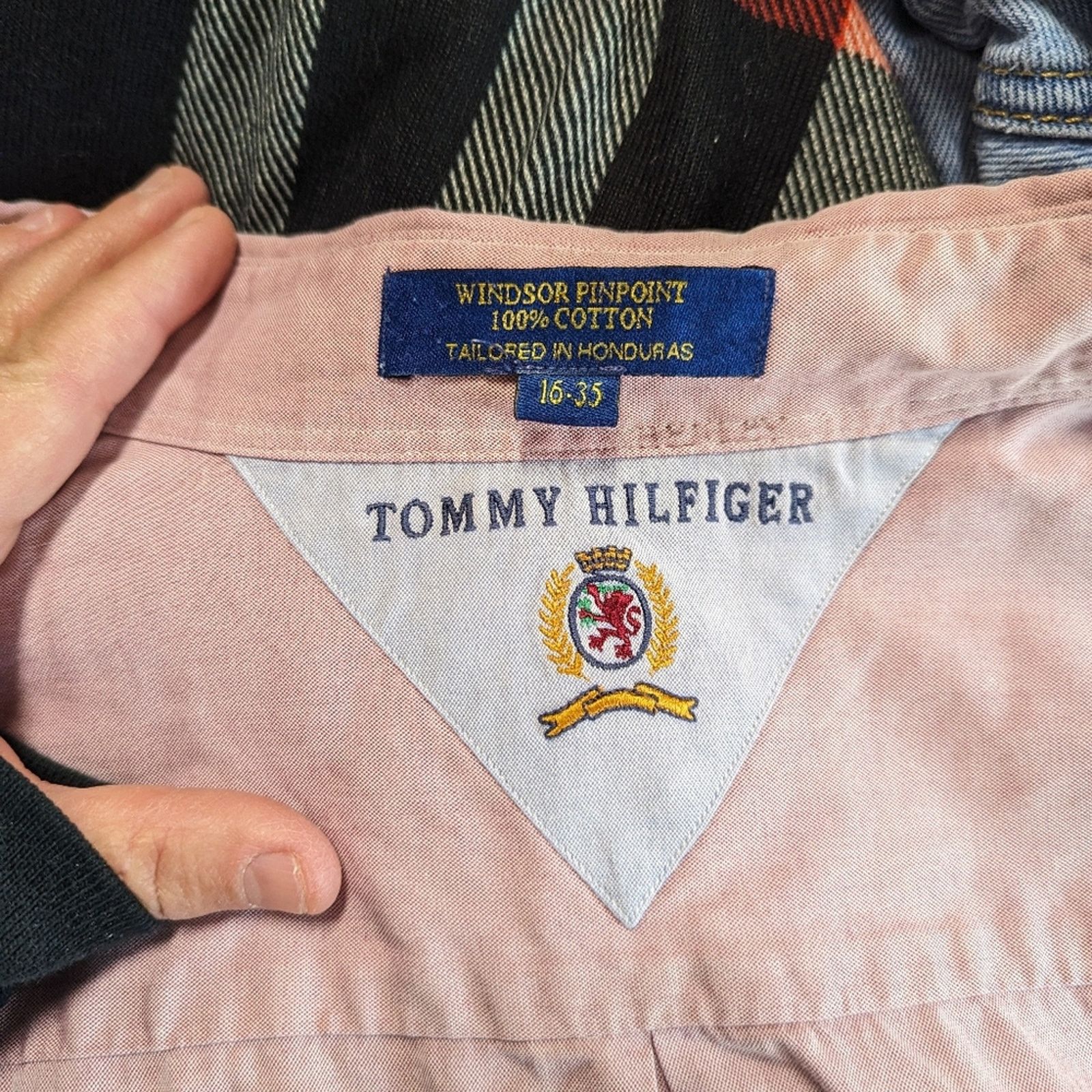 Tommy Hilfiger Tommy Hilfiger Windsor Pinpoint Button Front Shirt - 16/35 Size US S / EU 44-46 / 1 - 3 Thumbnail