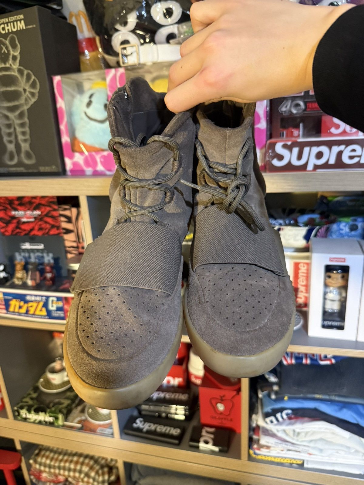 Yeezy Yeezy Boost 750 Chocolate Size US 11 / EU 44 - 4 Thumbnail