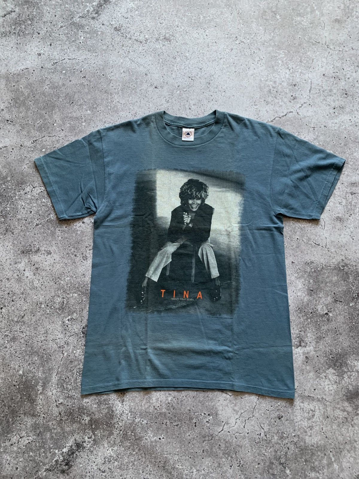 Band Tees 🔥VINTAGE TINA TURNER TWENTY FOUR SEVEN 2000 TOUR T-SHIRT Size US M / EU 48-50 / 2 - 7 Thumbnail