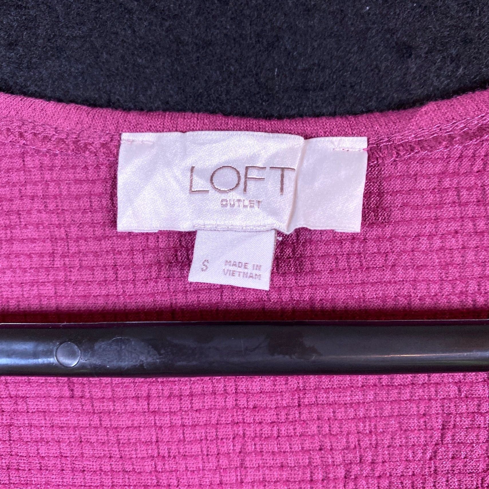 Loft LOFT Blouse V-Neck Wrap Front Tie Short Sleeve Stretch S Womens Pink Fuchsia Casual Workwear Size S / US 4 / IT 40 - 6 Thumbnail