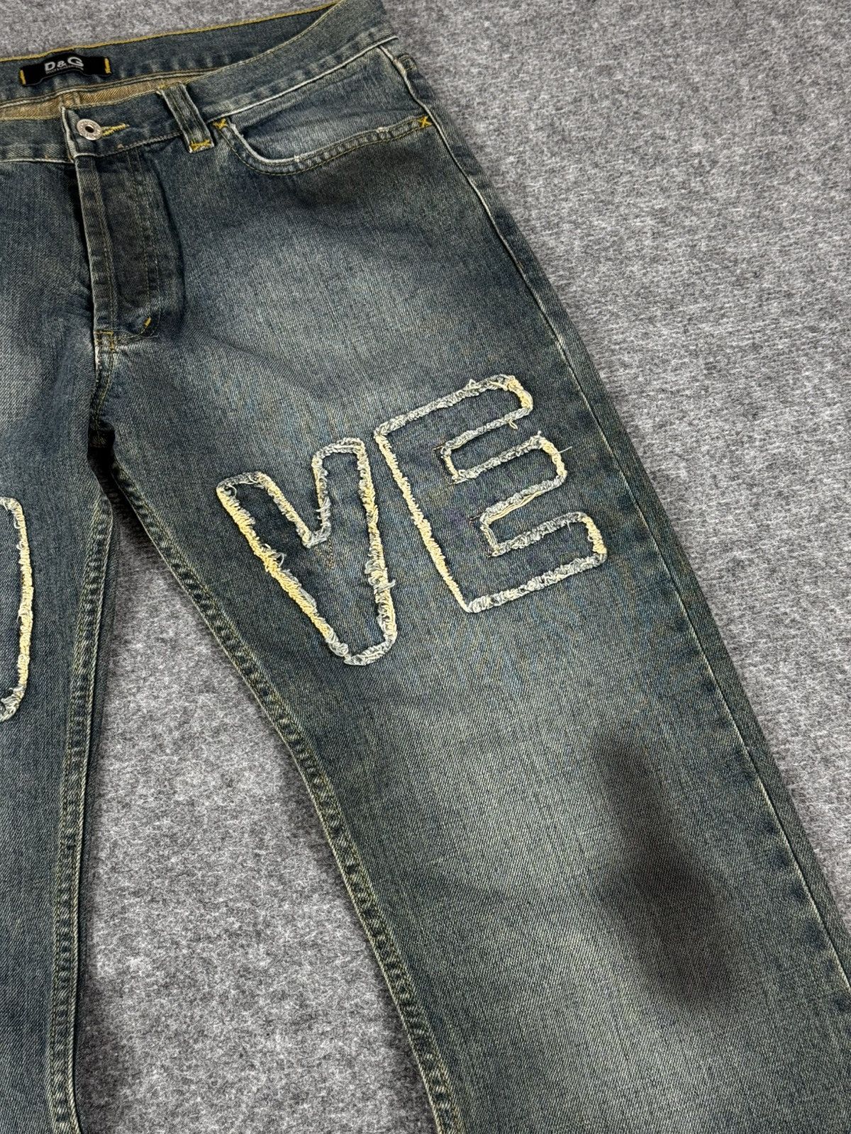 Dolce & Gabbana Vintage FW04 Dolce & Gabbana LOVE Patch Jeans Size US 33 - 7 Thumbnail