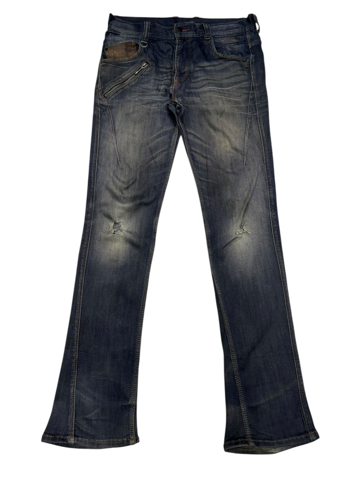 Nicole Club HIDEWAYS NICOLE Flare Slim Cut Dark Denim Distress Jeans Size US 32 / EU 48 - 7 Thumbnail