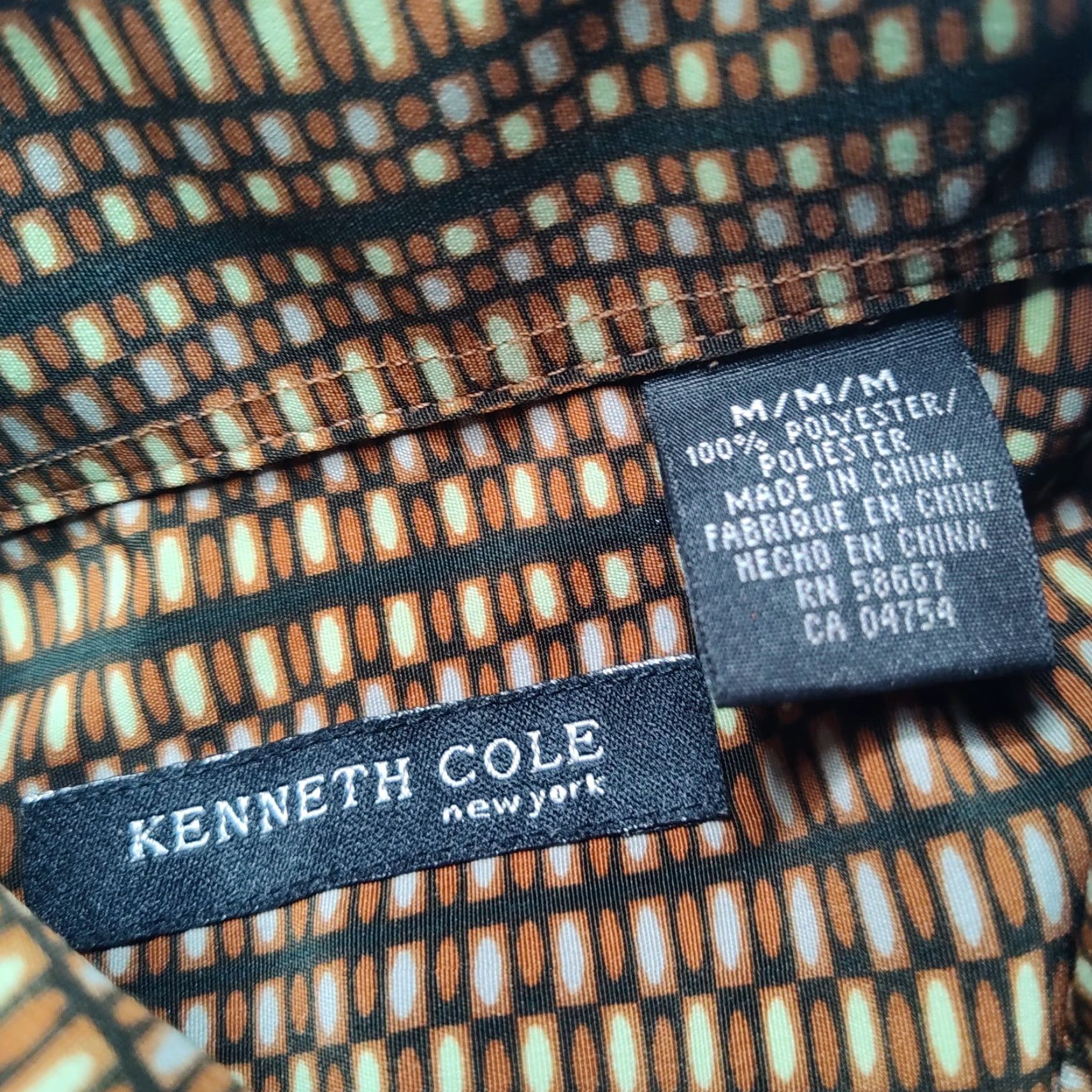 Kenneth Cole KENNETH COLE Men Medium Basket Weave Print Polyester Button-Up Shirt EUC Size US M / EU 48-50 / 2 - 5 Thumbnail