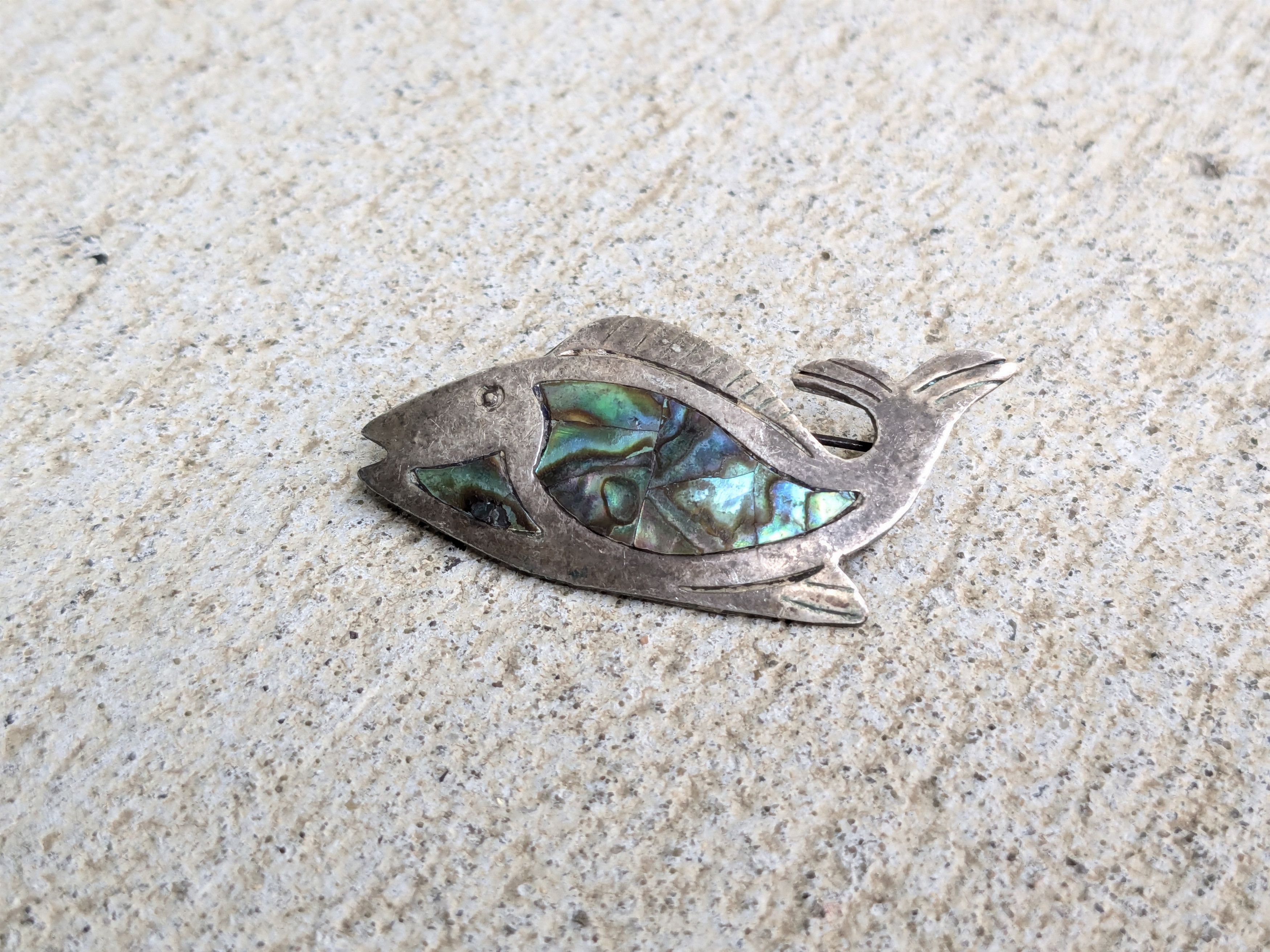 Jewelry × Vintage Vintage Sterling Silver Pin Brooch Fish Modern Abstract Size ONE SIZE - 5 Thumbnail