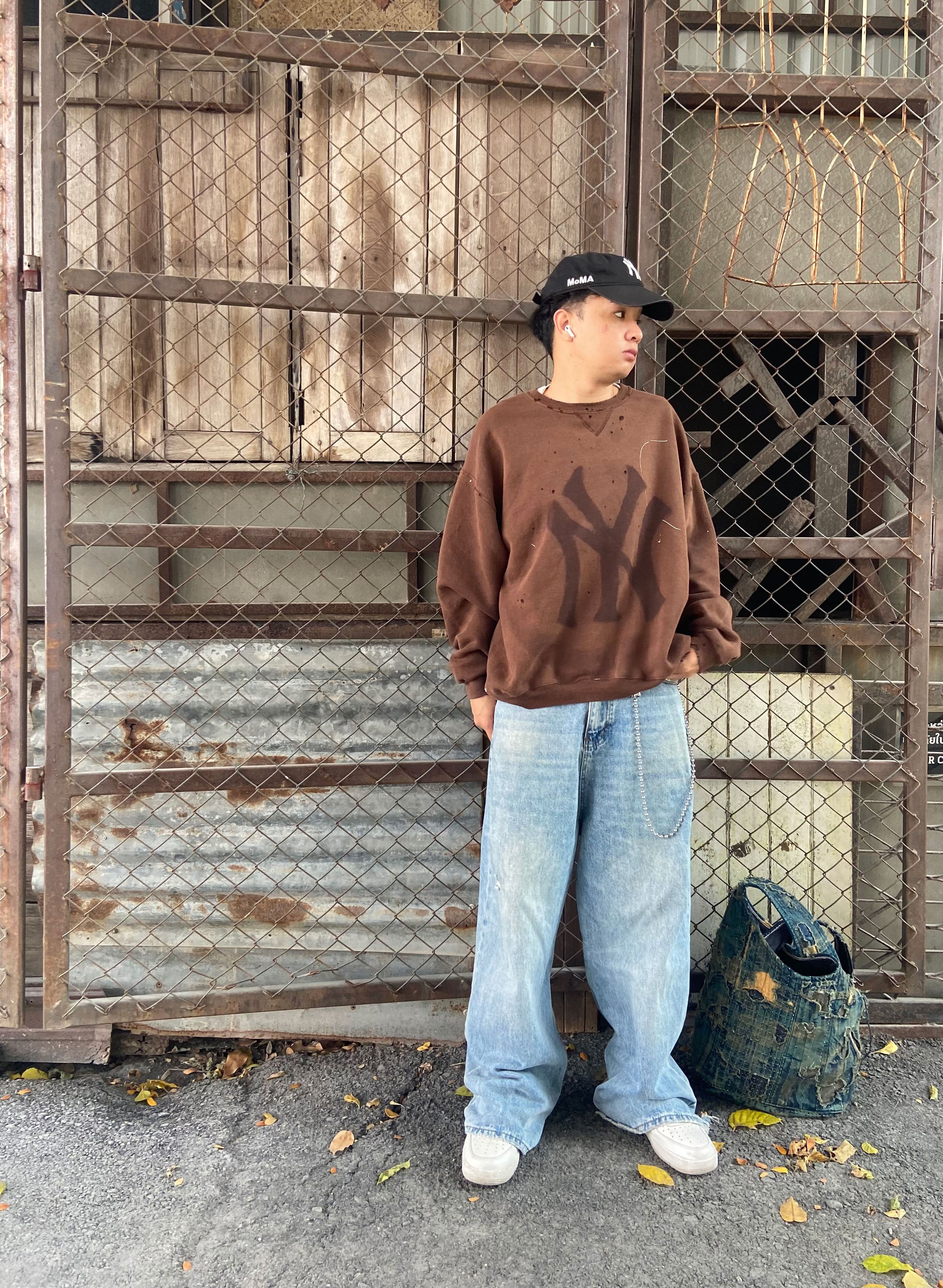 Vintage RUSSELL FADED DISTRESSED THRASHED CREWNECK Size US XL / EU 56 / 4 - 7 Thumbnail