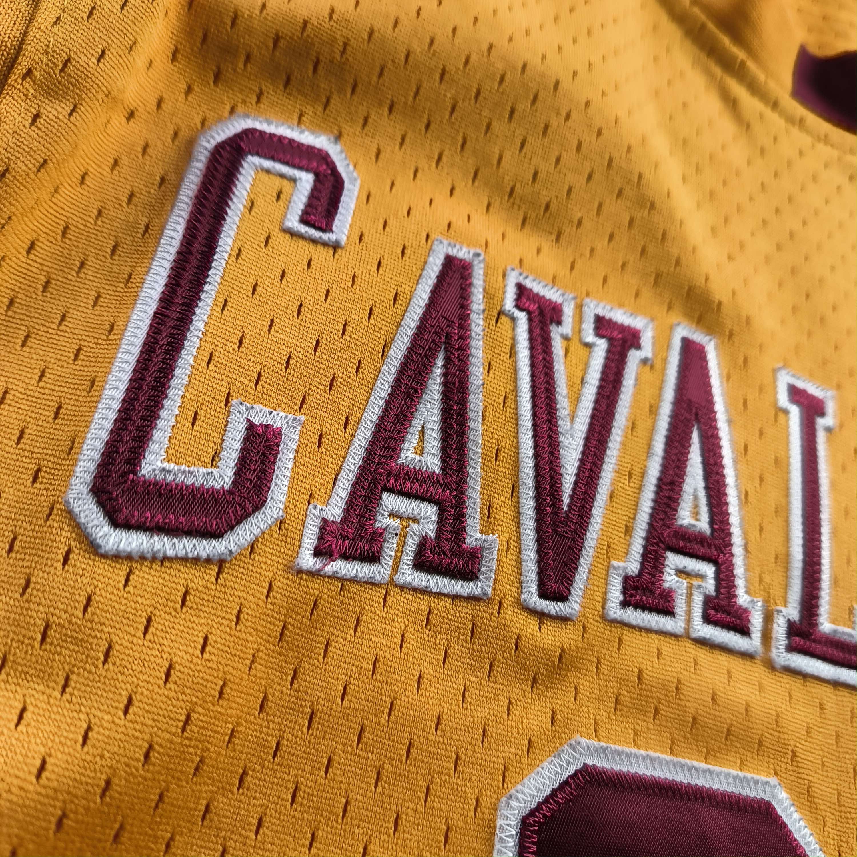 Champion Cleveland Cavaliers LeBron James HWC NBA jersey size XS Size US XS / EU 42 / 0 - 5 Thumbnail