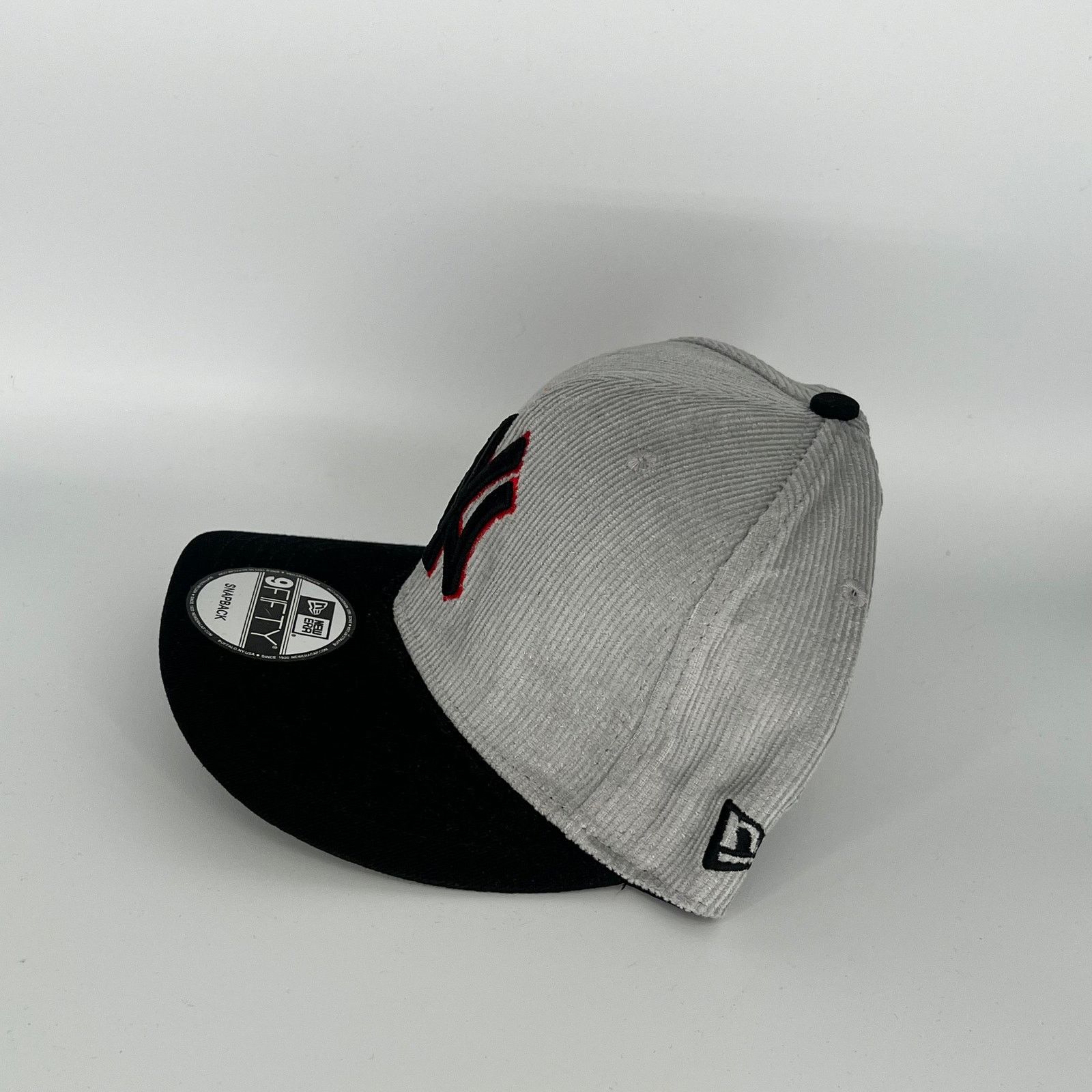 New Era Gray Black New York Yankees 1998 World Series New Era MLB Size ONE SIZE - 3 Thumbnail
