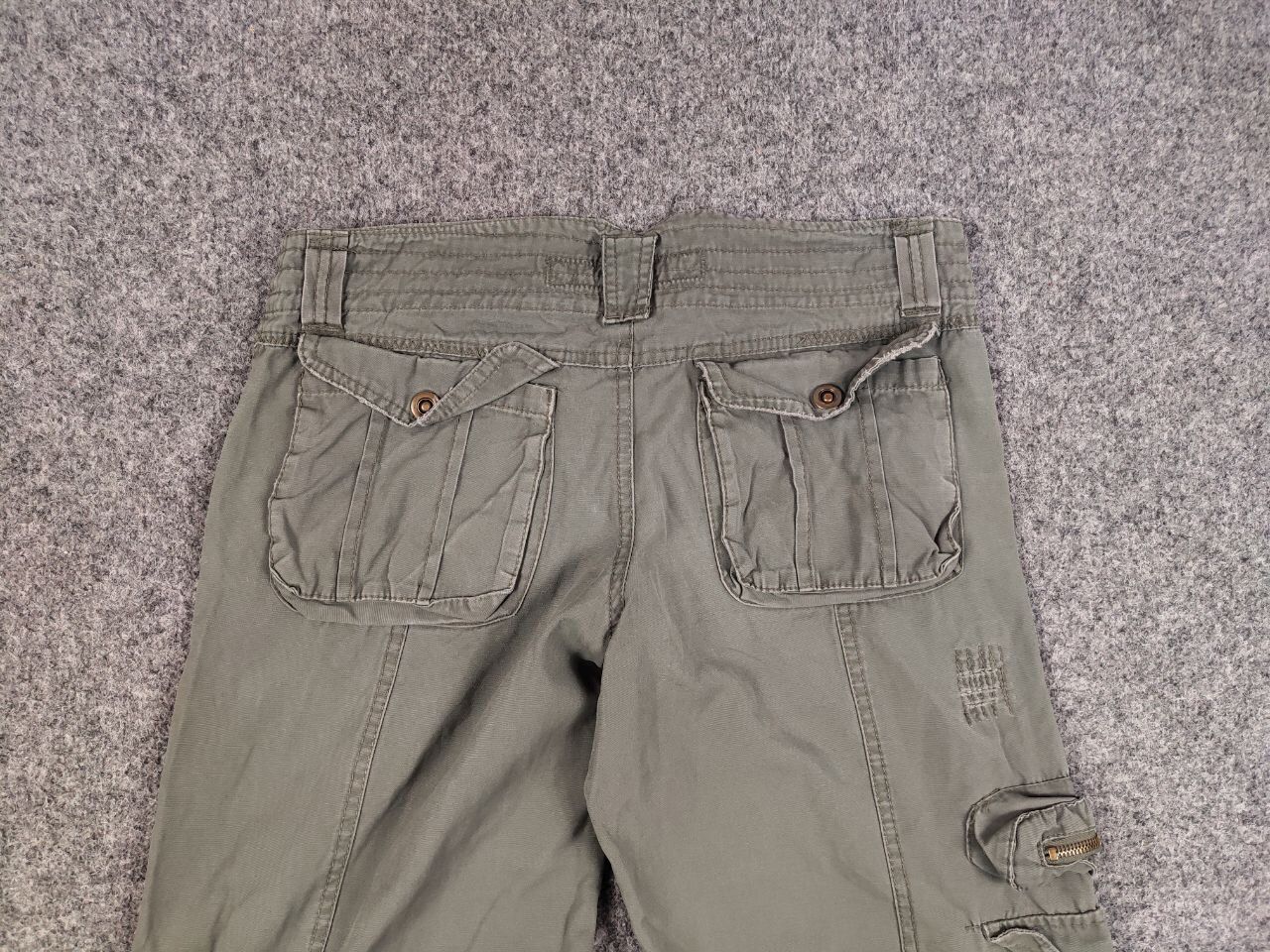 Japanese Brand Vintage 90's Japanese Style Baggy Cargo Military Wmns Pants Size 28" / US 6 / IT 42 - 15 Thumbnail