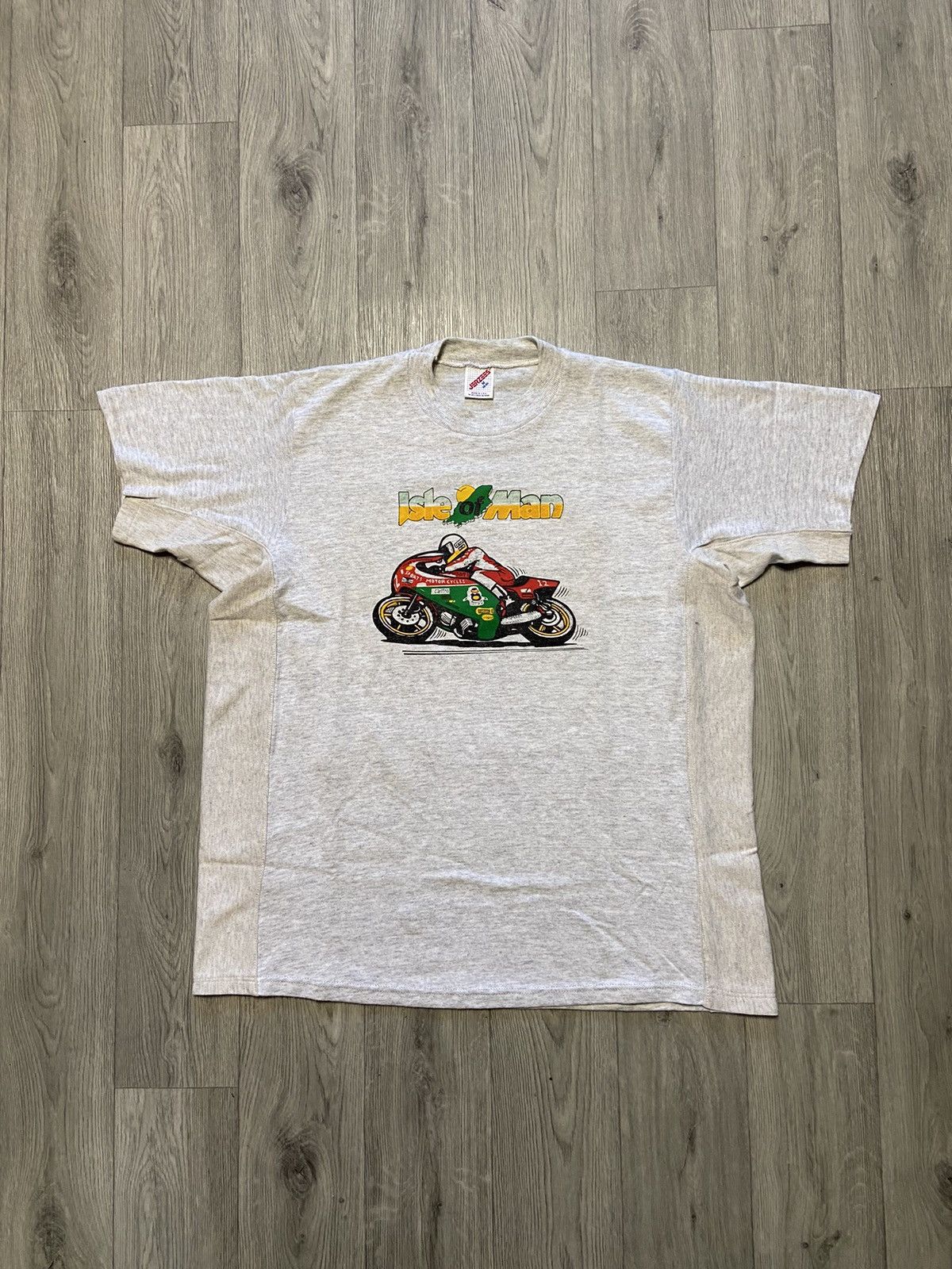 Vintage Vintage Isle Of Man 94' Single Stitch T-Shirt Size US M / EU 48-50 / 2 - 1 Thumbnail