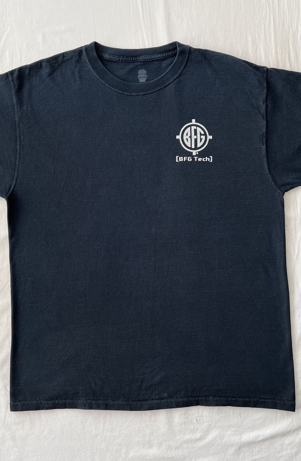 Vintage Vintage 2000s BFG Tech The Gamer's Choice Black T-shirt Size US XL / EU 56 / 4 - 5 Thumbnail