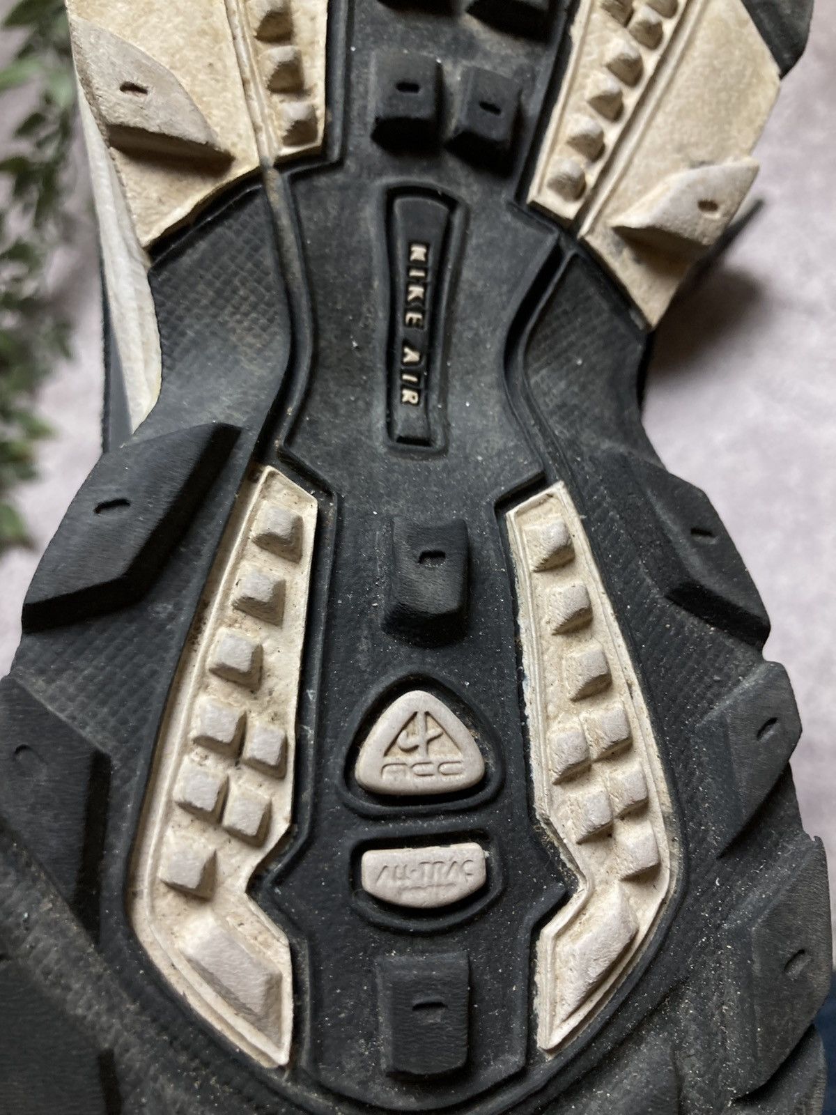 Nike × Nike ACG × Vintage Vintage 00’s Nike ACG Mountain Fly 2 Sneakers Y2K Size US 7 / IT 37 - 7 Thumbnail