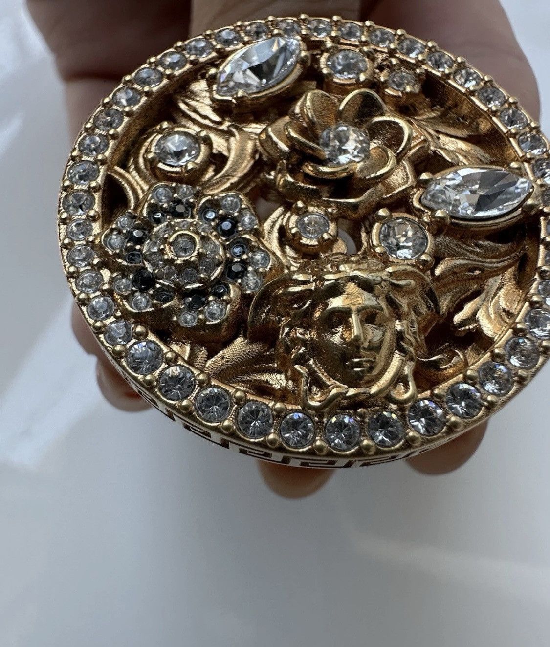 Versace Versace Ring Crystals Flowers Gold Medusa! Size ONE SIZE - 6 Thumbnail