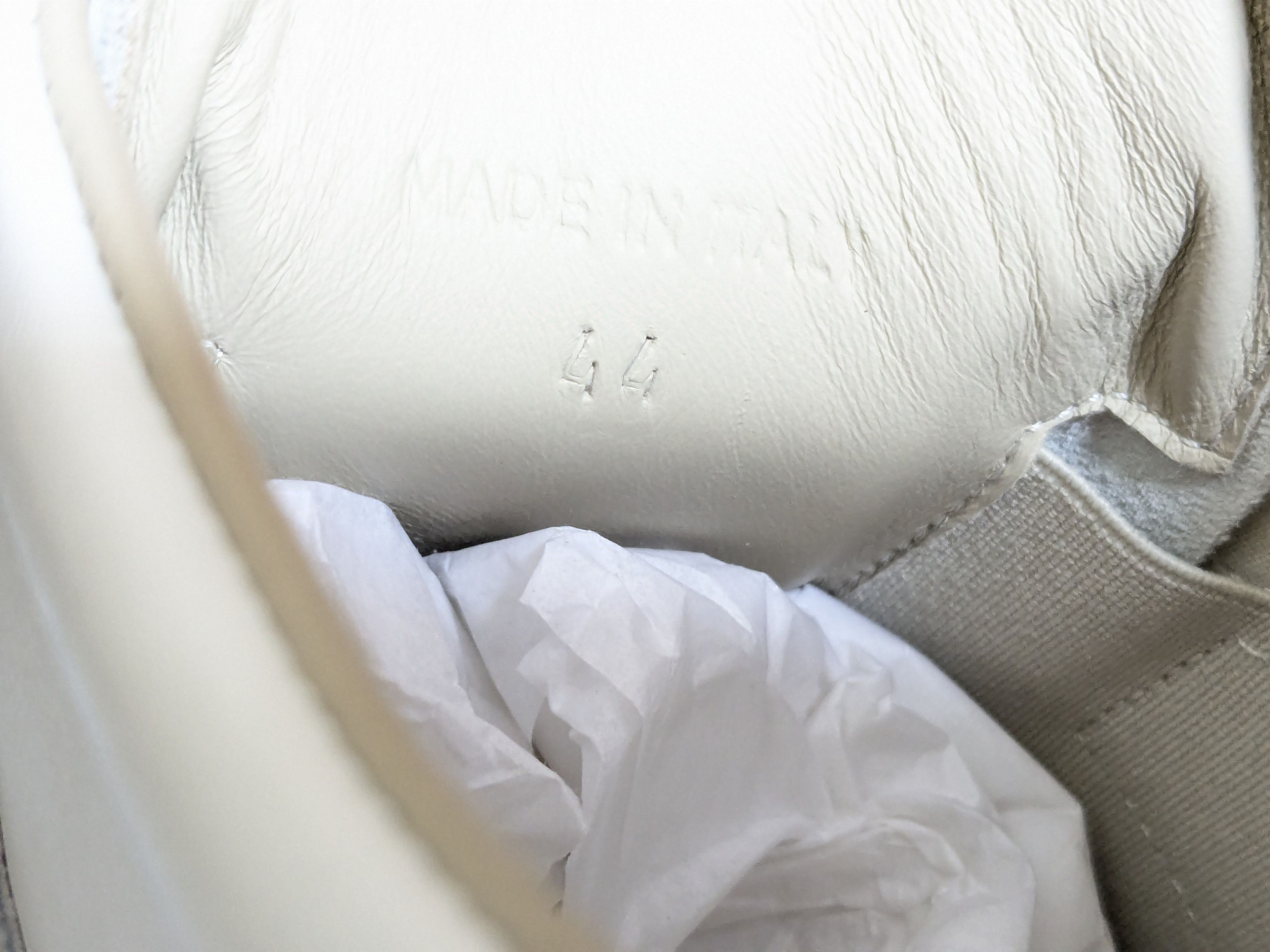 Maison Margiela Maison Margiela GAT Replica White Gray 11 44 Low Top Size US 11 / EU 44 - 11 Thumbnail