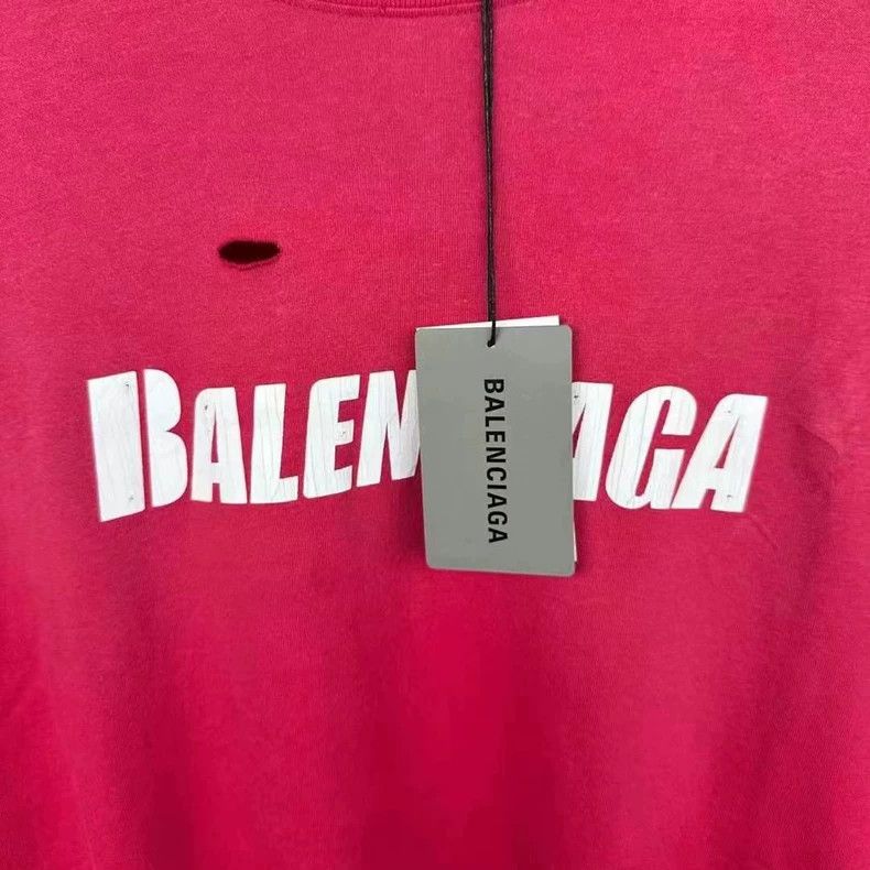 Balenciaga Balenciaga Red Ripped Distressed Short Sleeve Size US S / EU 44-46 / 1 - 3 Thumbnail