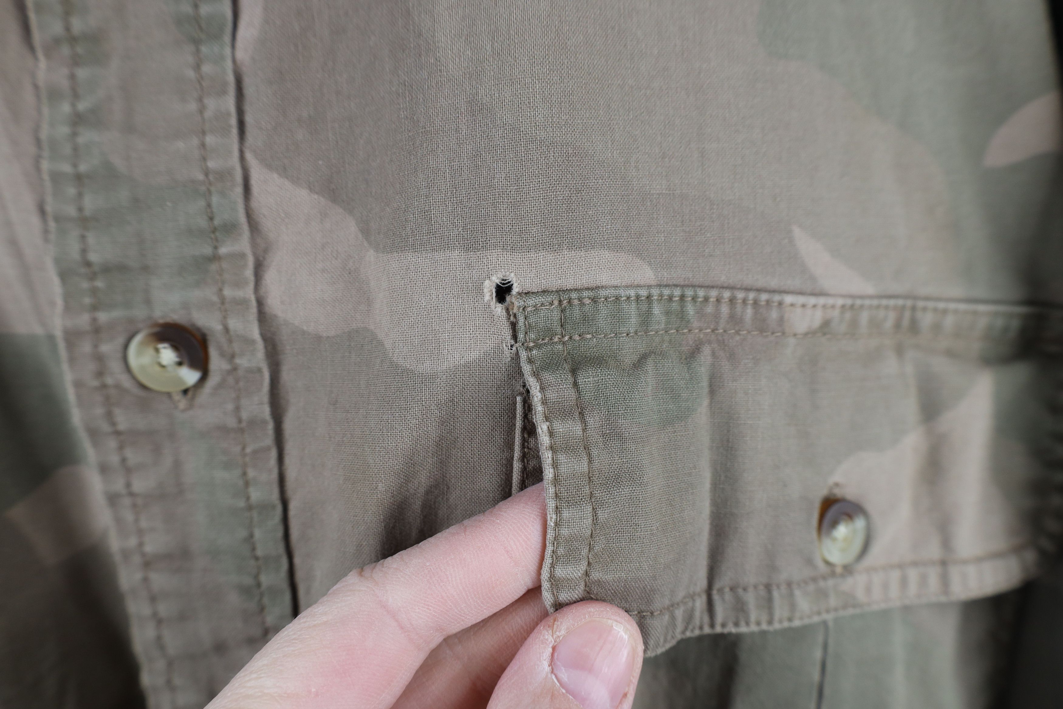 Vintage Vintage 90s Y2K Streetwear Camouflage Collared Button Shirt Size US XXL / EU 58 / 5 - 4 Thumbnail