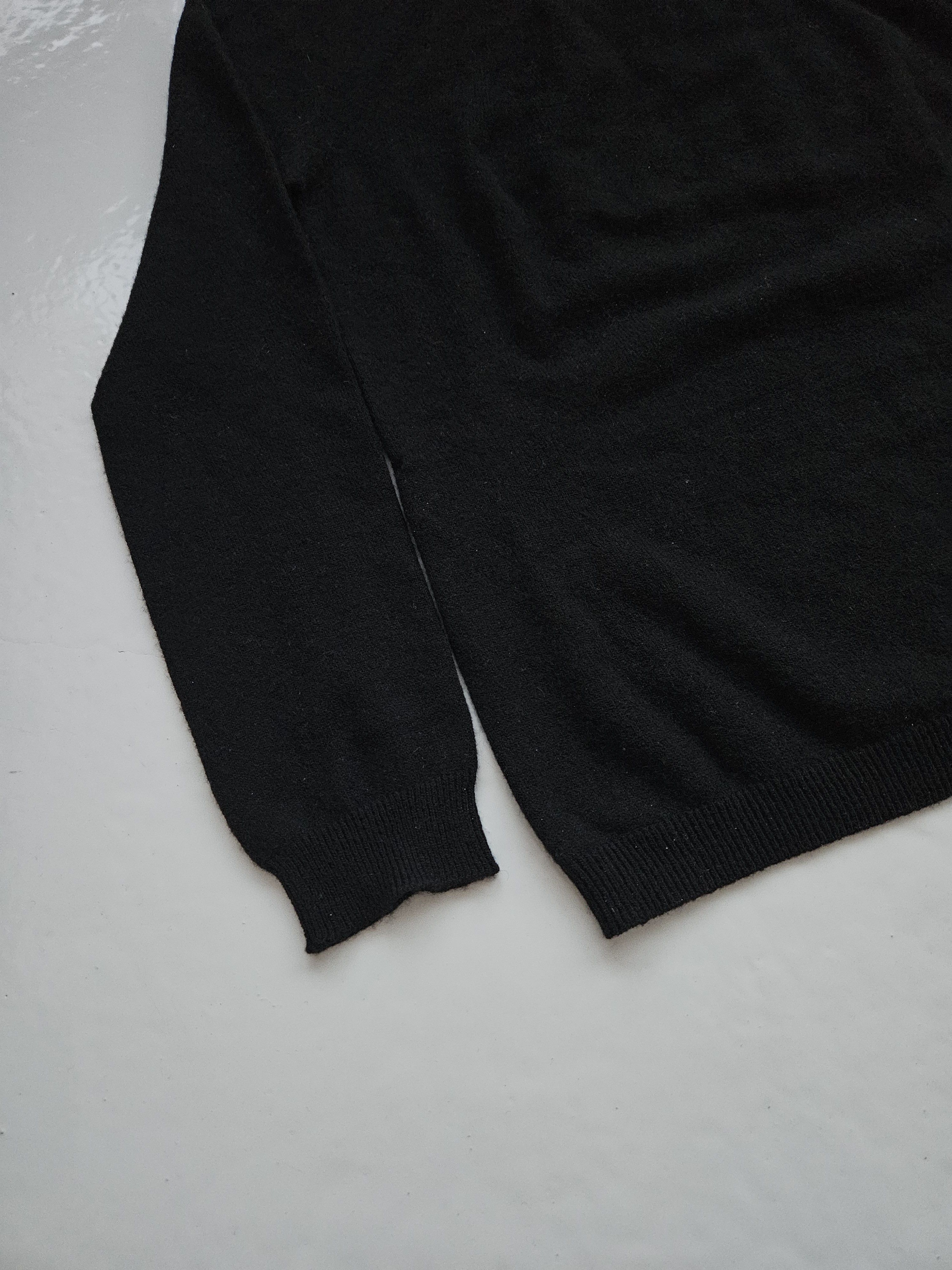 Chanel AW2001 Chanel logo plate cashmere blend turtleneck Size M / US 6-8 / IT 42-44 - 6 Thumbnail
