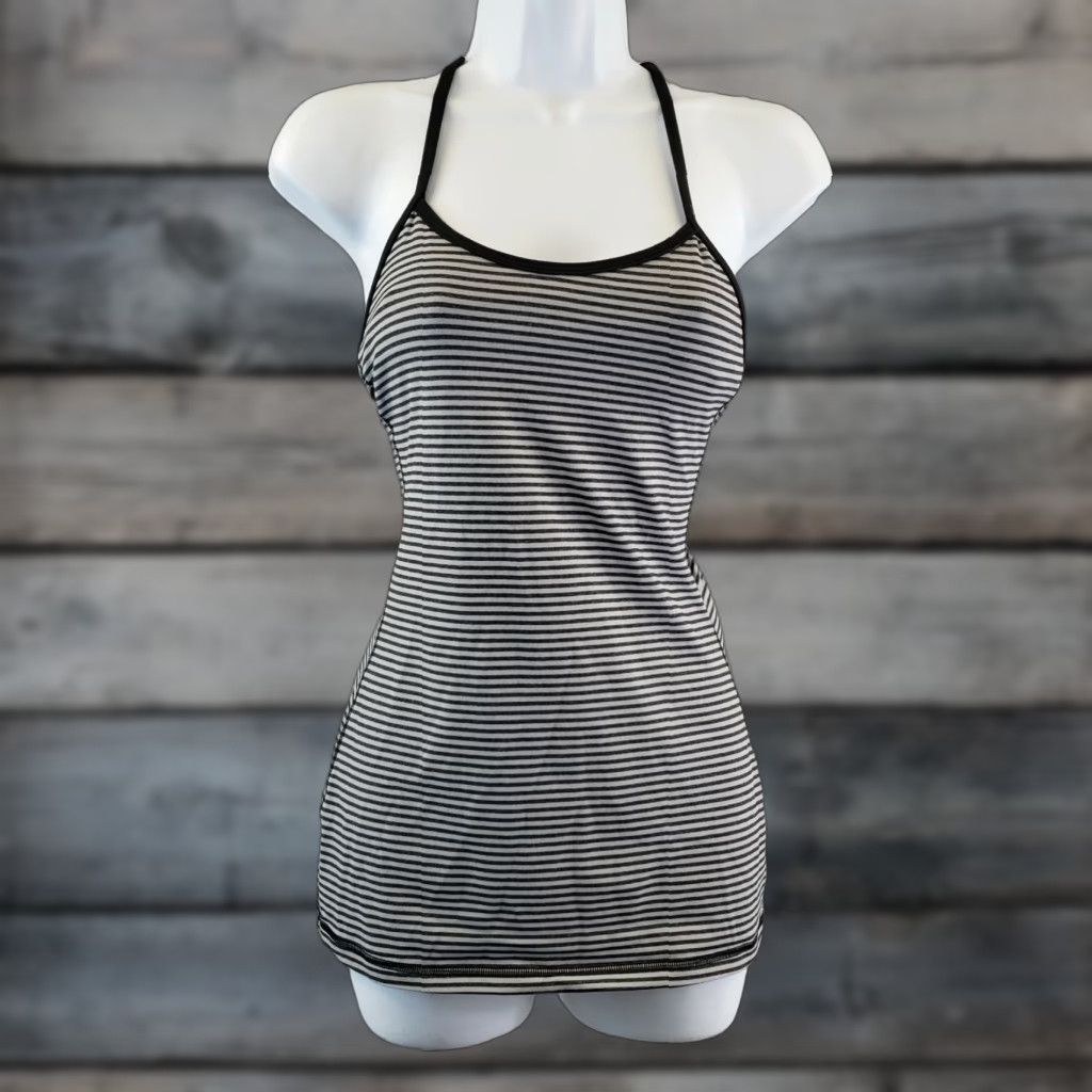 Lululemon Lululemon Power Y Tank Sz 4 Black Gray Striped Pullover Womens Size S / US 4 / IT 40 - 1 Thumbnail