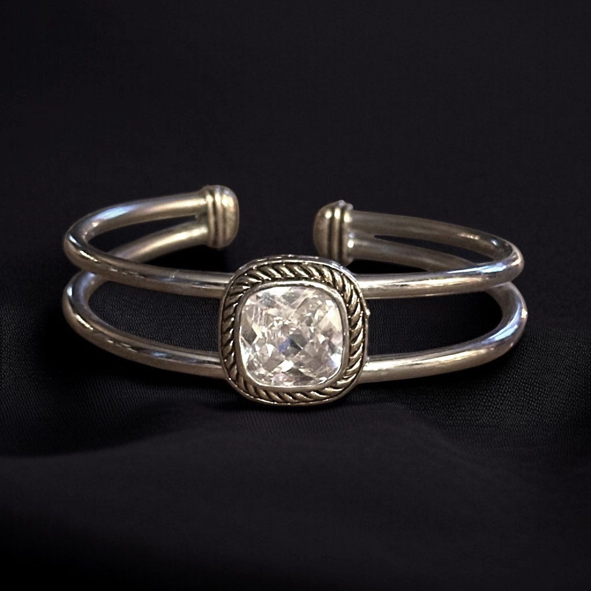 Other Silver tone cut out rhinestone cuff bangle bracelet Size ONE SIZE - 1 Thumbnail